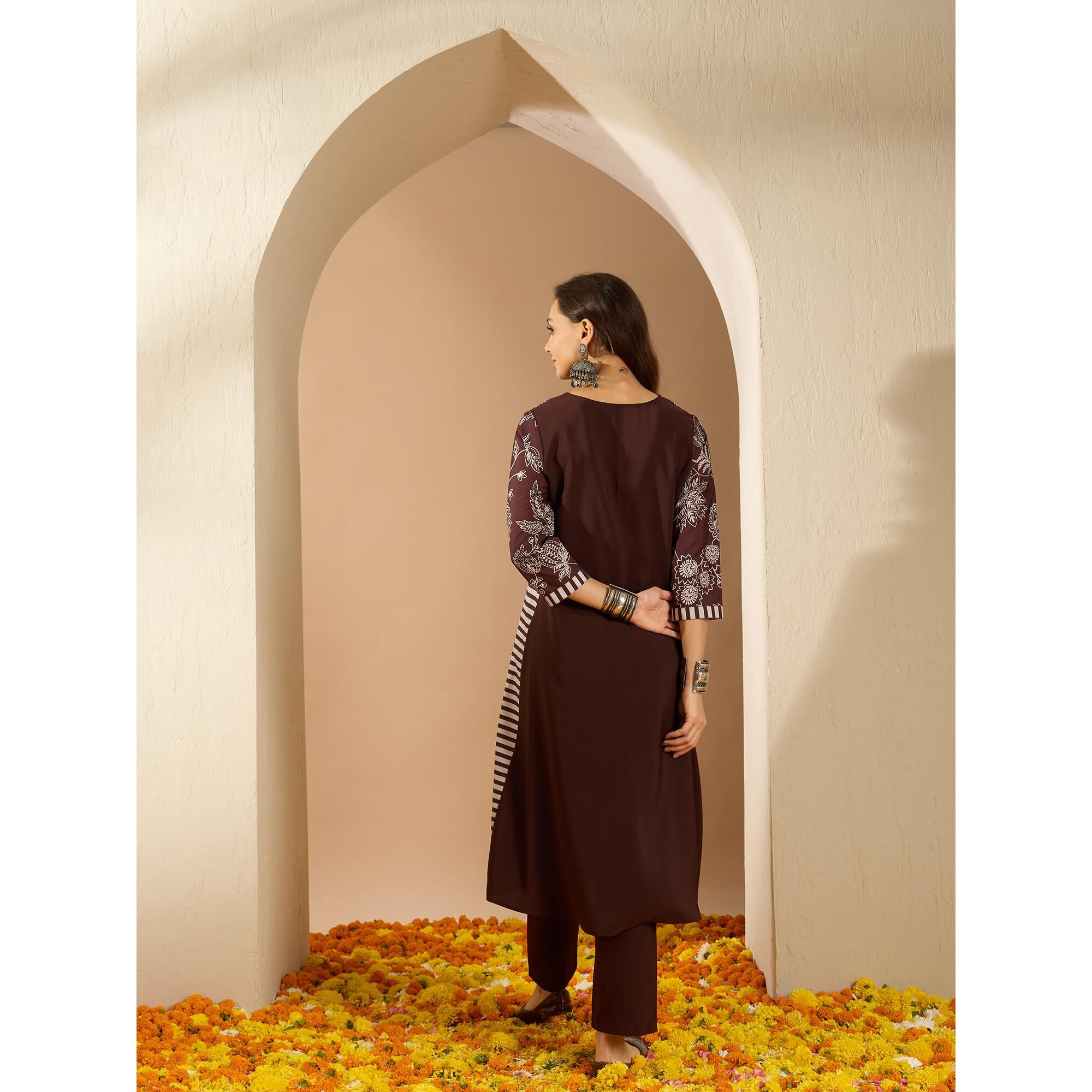 Ziyaa Women's Brown Color Crepe Fabric A-Line Kurta And Pant Set (Zikucr4177Andpa-Xl