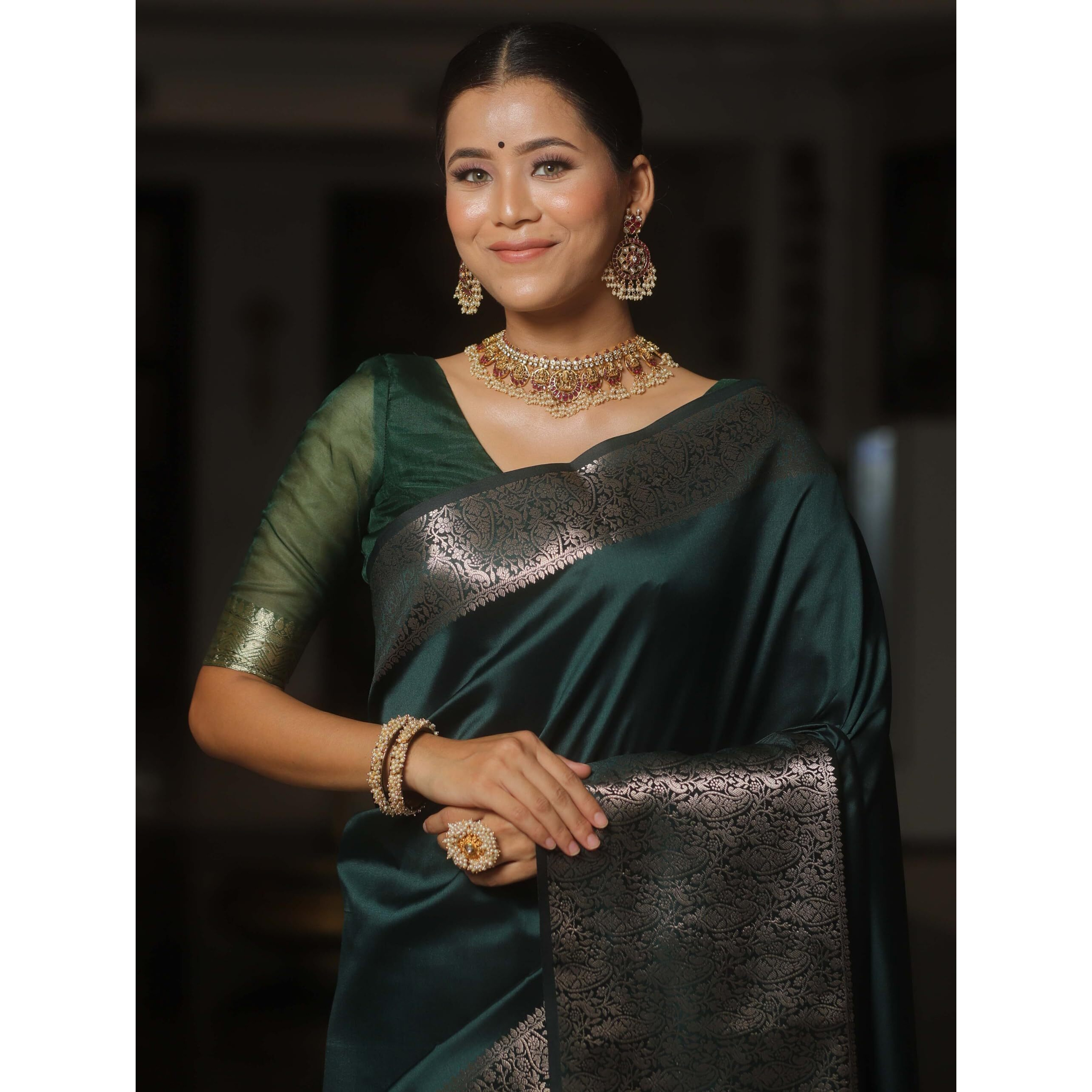 Sugathari Women's Banarasi Saree Pure Kanjivaram Silk Saree Soft New Ladies 2025 Design Wear Pattu Sarees Latest Sadi Party Sari Collections With Blouse Piece (San Pari-221-Dark Green)