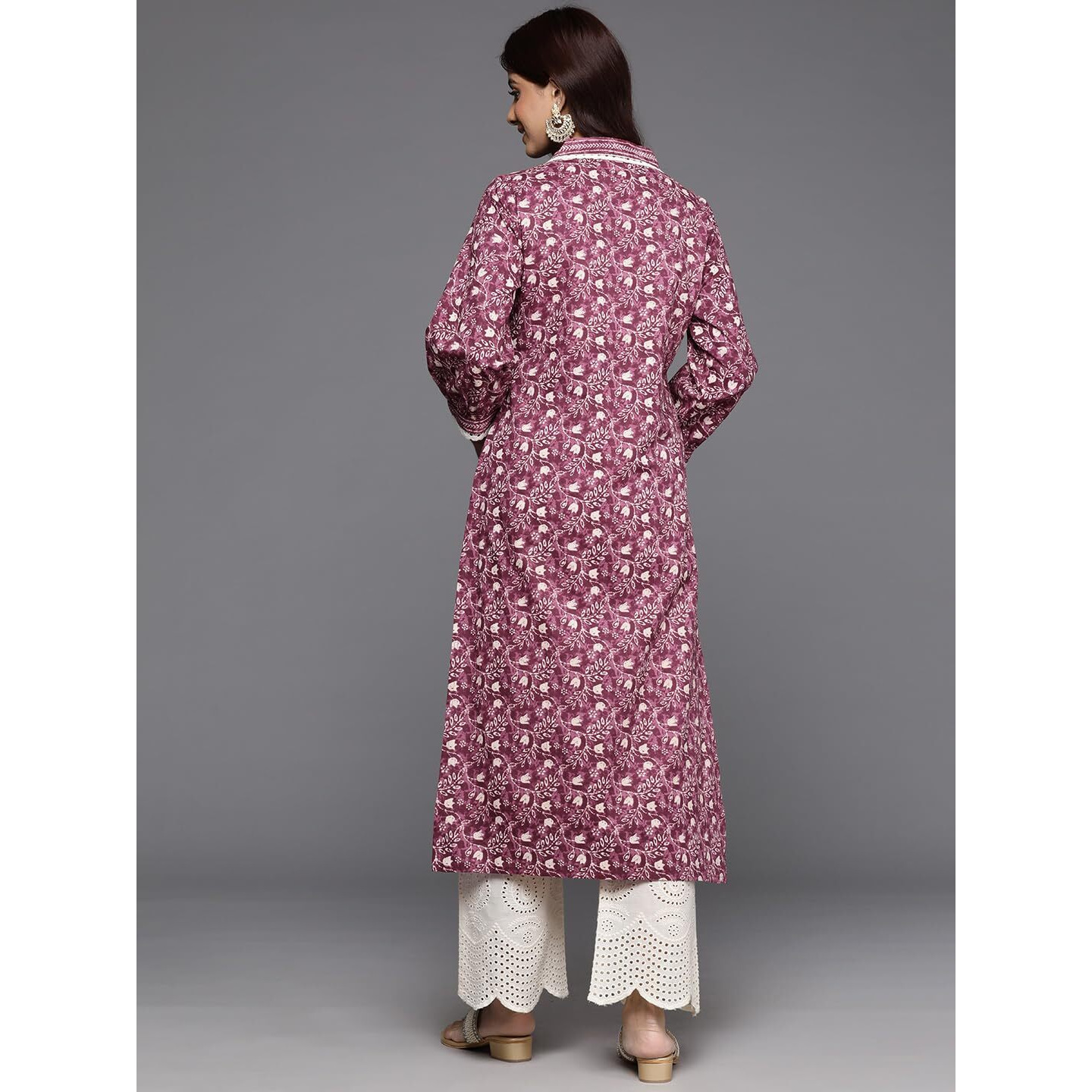 Varanga Women Magenta Floral Printed Straight Kurta For Elegant, Comfortable & Chic Design (Medium)