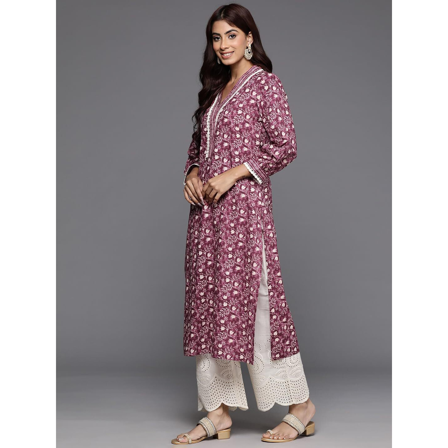 Varanga Women Magenta Floral Printed Straight Kurta For Elegant, Comfortable & Chic Design (Medium)
