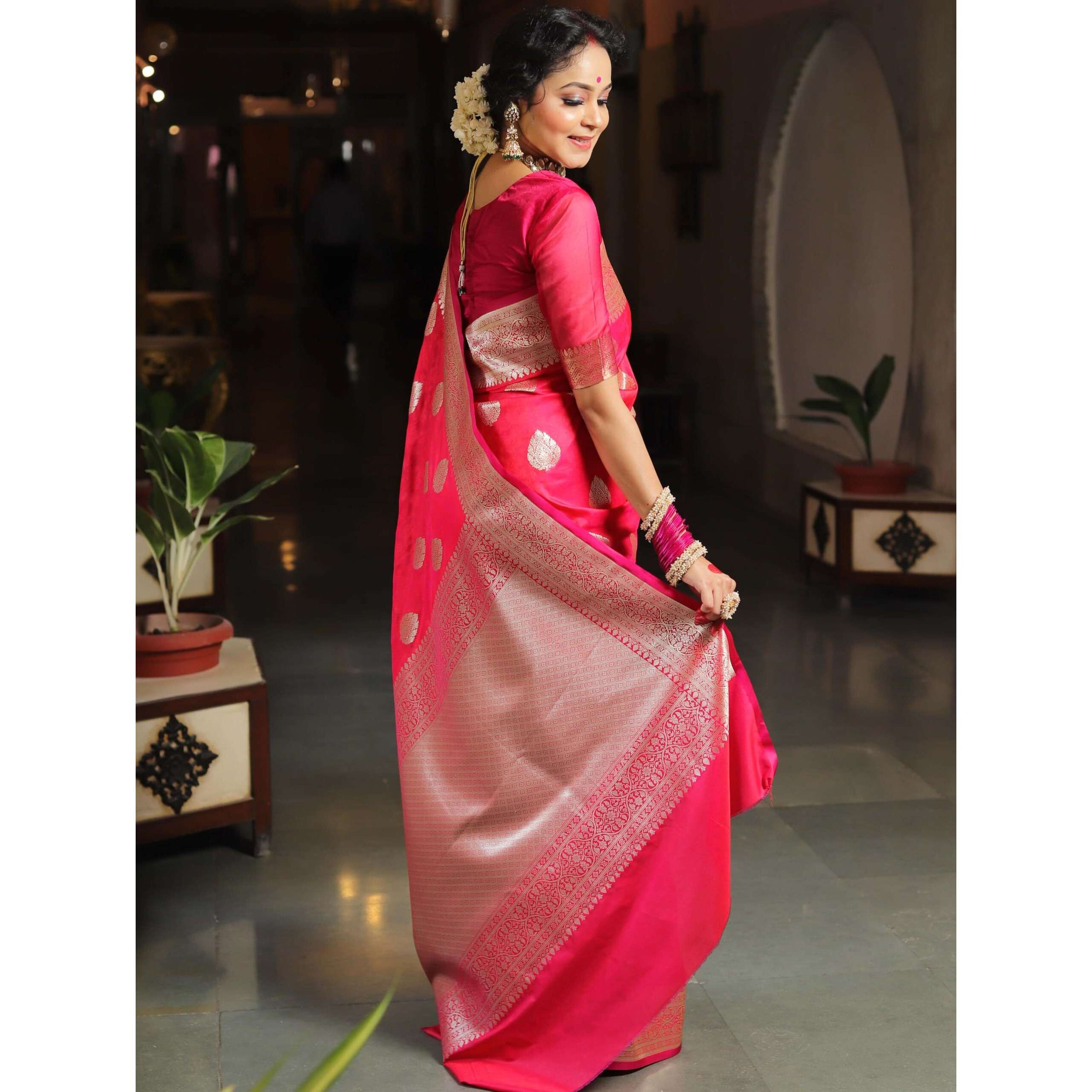 Sugathari Women's Banarasi Saree Pure Kanjivaram Silk Saree Soft New Ladies 2025 Design Wear Pattu Sarees Latest Sadi Party Sari Collections With Blouse Piece (San Pari-224-Rani)