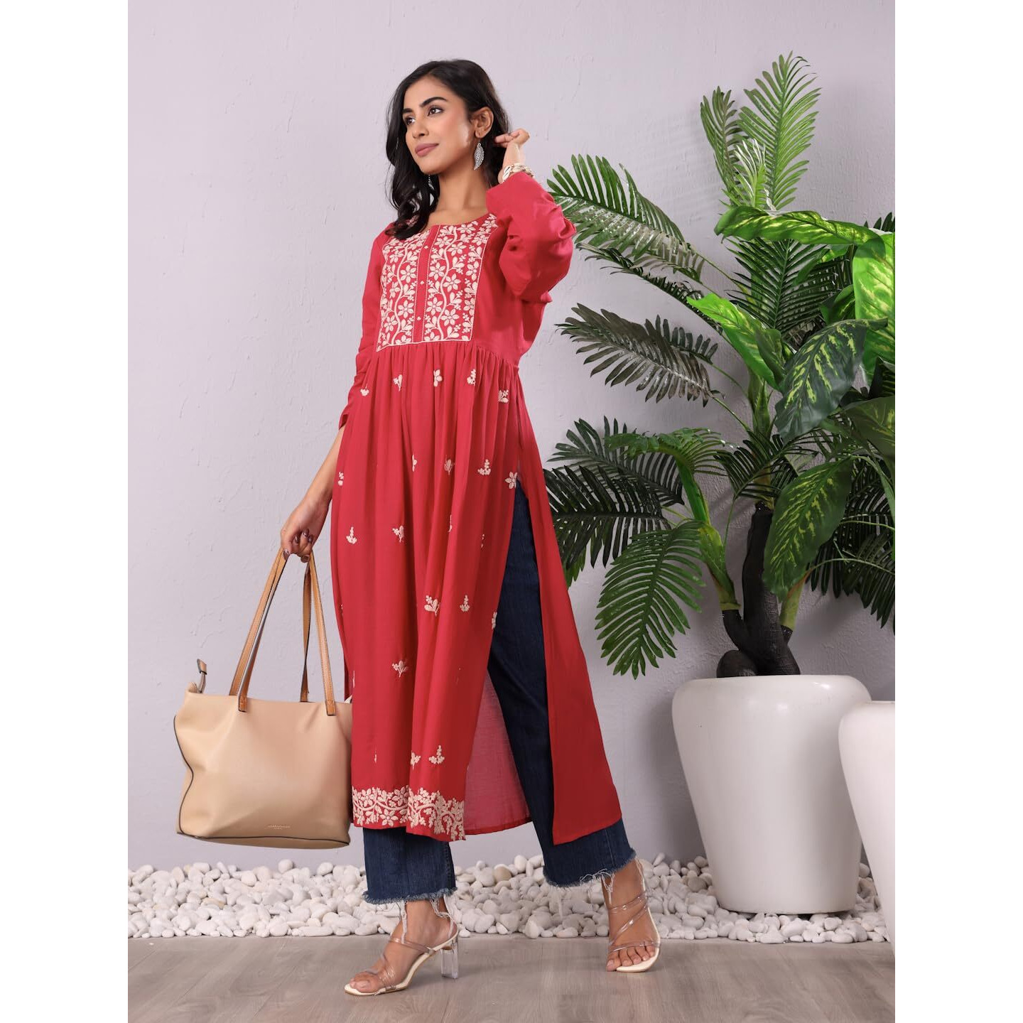 Varanga Women Thread Embroidered High Slit Kurta  Modern And Stylish Design With Intricate Detailing, Perfect For Effortless Everyday Comfort And Versatile Styling Options