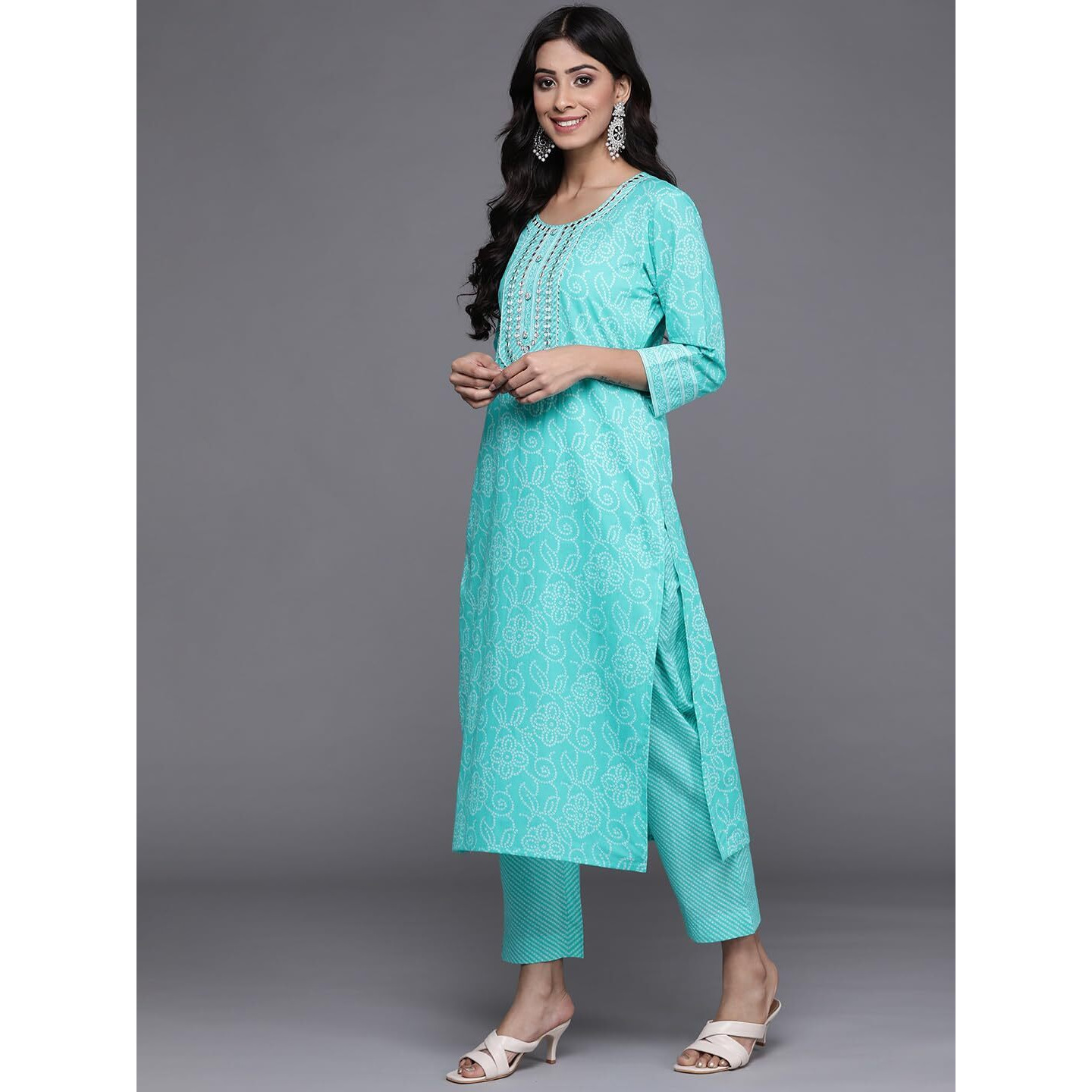 Varanga Cotton Bandhani Printed Embroidered Kurta With Straight Pant And Dupatta