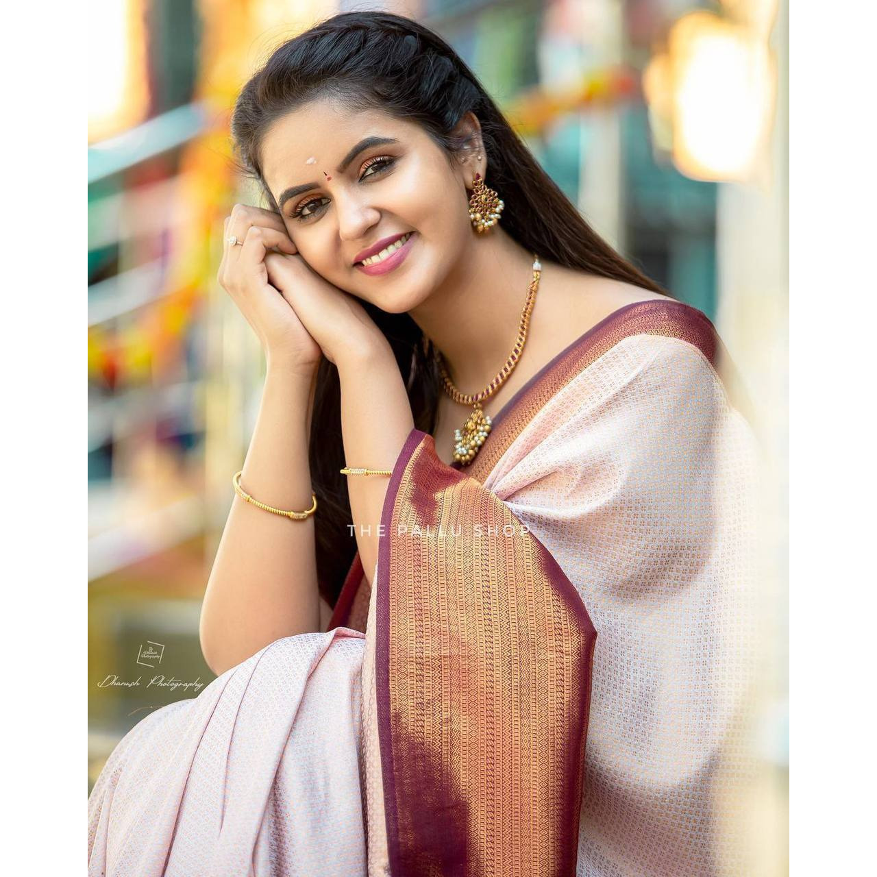 Flosive Ayn Women's Present Banarasi Soft Lichi Silk Saree Beautiful Jacquard Rich Pallu Design Work 4501 Zari Woven Kanjivaram Silk Style Saree With Soft Lichi Silk Blouse Piece (Cream)