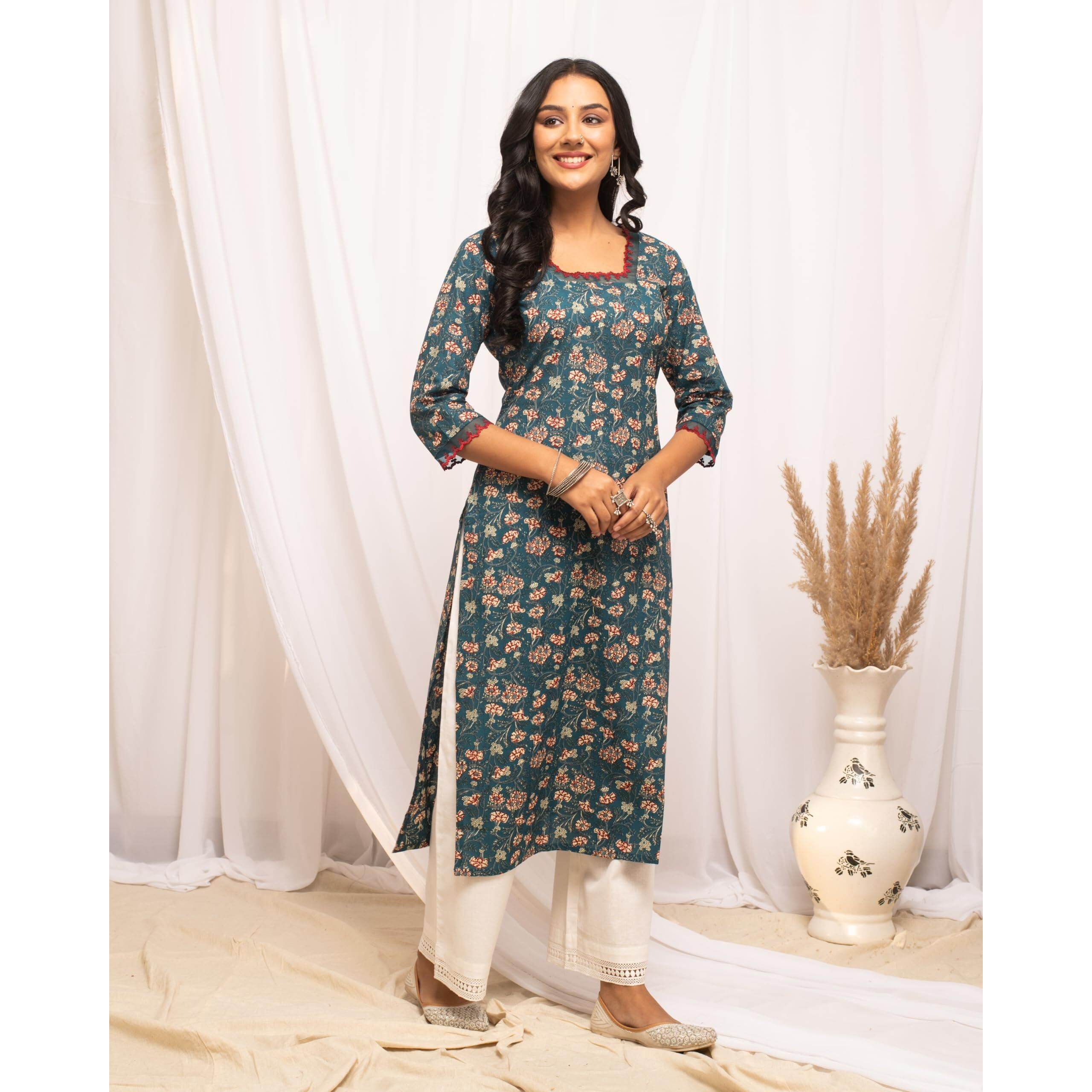 Fiorra Women's Turquise Floral Printed Cotton Straight Kurta Far0105