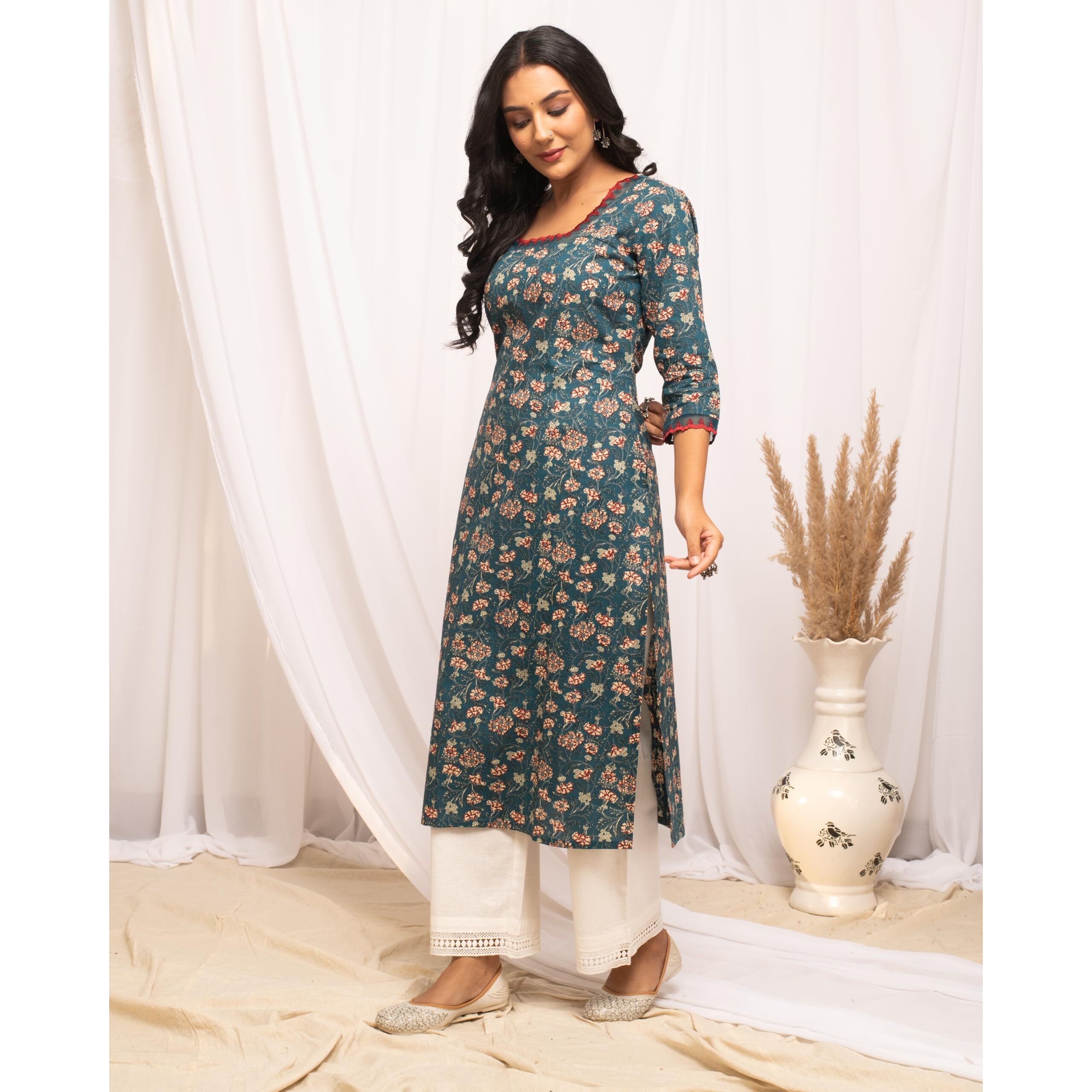 Fiorra Women's Turquise Floral Printed Cotton Straight Kurta Far0105