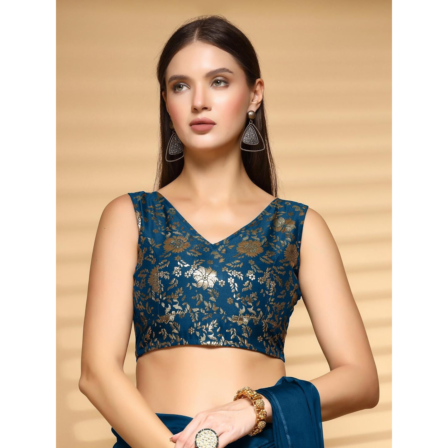 Oomph Readymade Blouse For Women, Brocade, Sleeveless, V-Neck, Rbbl705