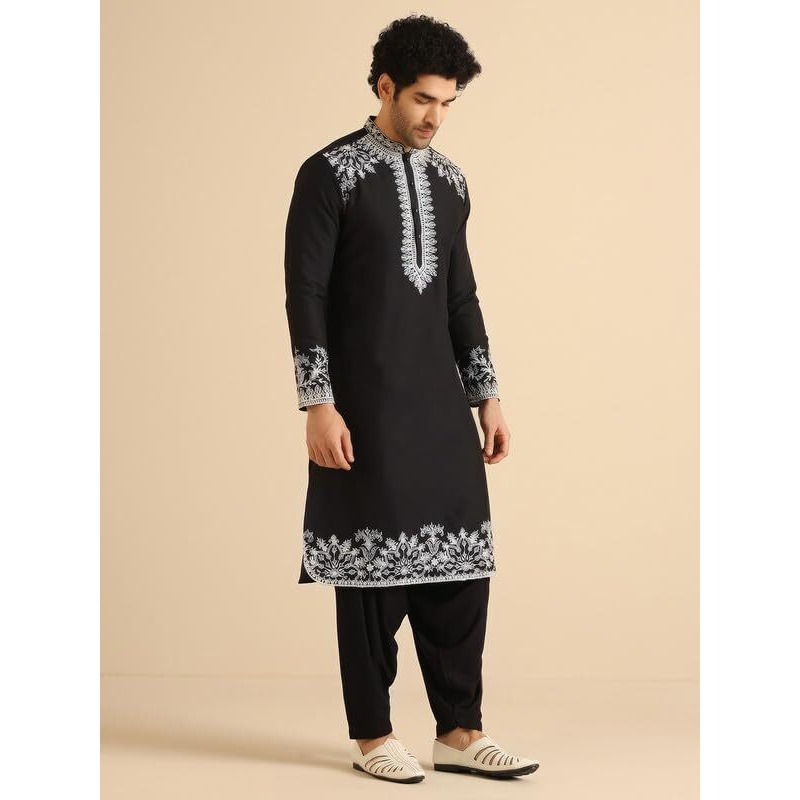 Kisah Men's Kurta, Black Cotton Blend, Embroidered Mandarin Collar Regular Fit Long Sleeves (40)