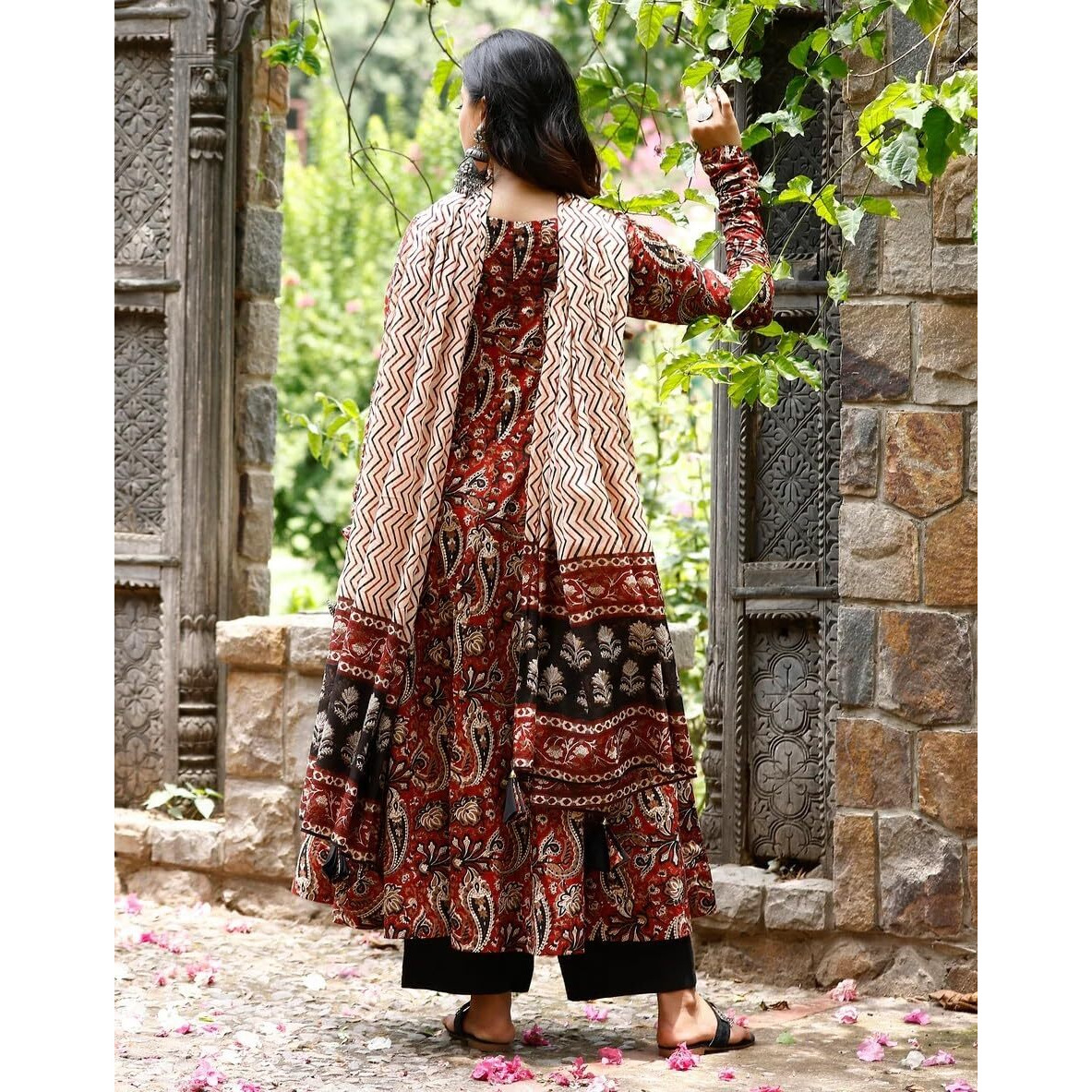 Nermosa Women Printed Anarkali Kurta And Pant Set With Dupatta (In, Alpha, Xl, Maroon)