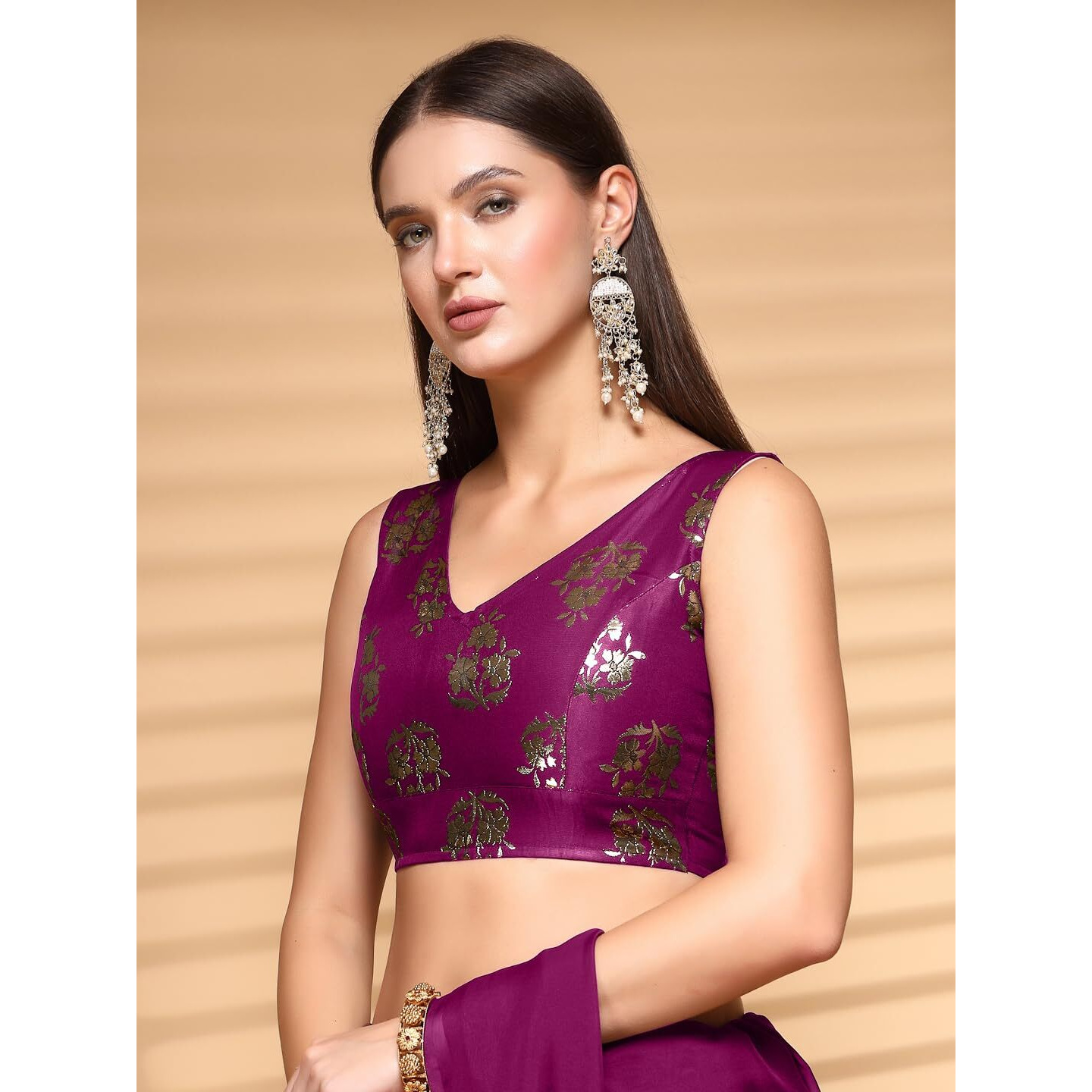 Oomph Readymade Blouse For Women, Brocade, Sleeveless, V-Neck, Rbbl671