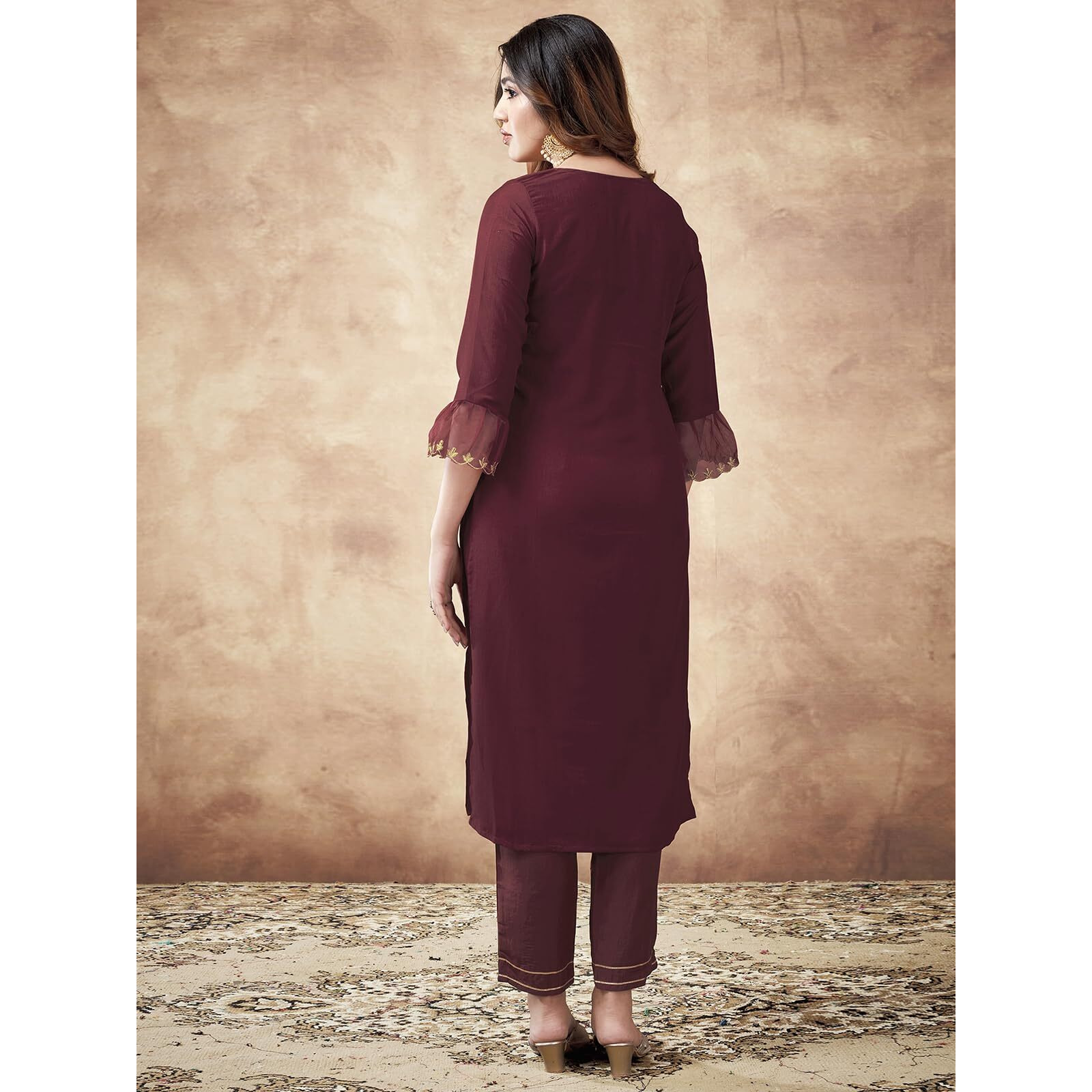 Sanisa Women's Chinnon Embroidery Straight Kurta With Pant And Embroidery Dupatta (38Kbd477Nz-M_Maroon)