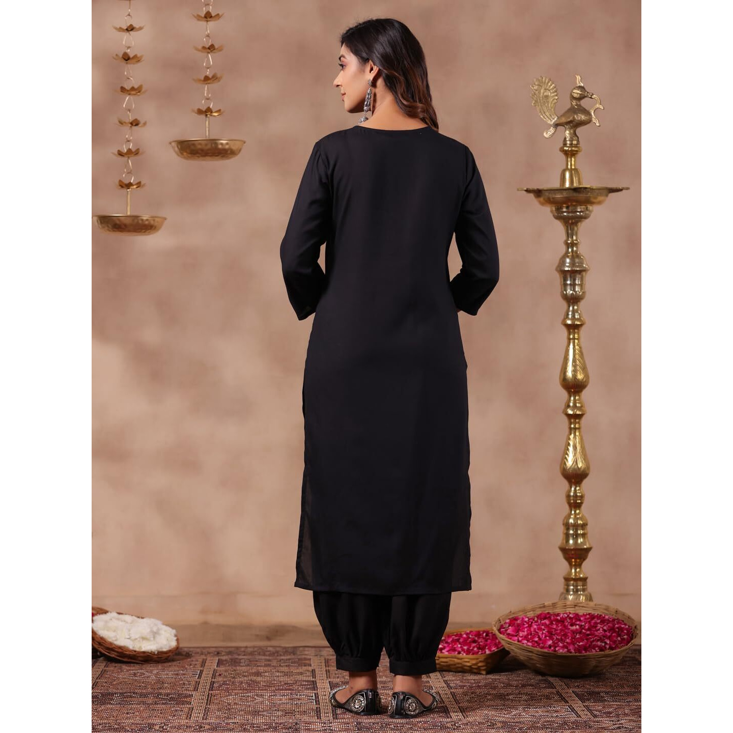 Anubhutee Women's Black Ethnic Motifs Mirror Work Straight Kurta