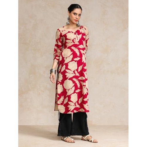 Floral Round Neck With V Detailed Round Hem Kurta Pink