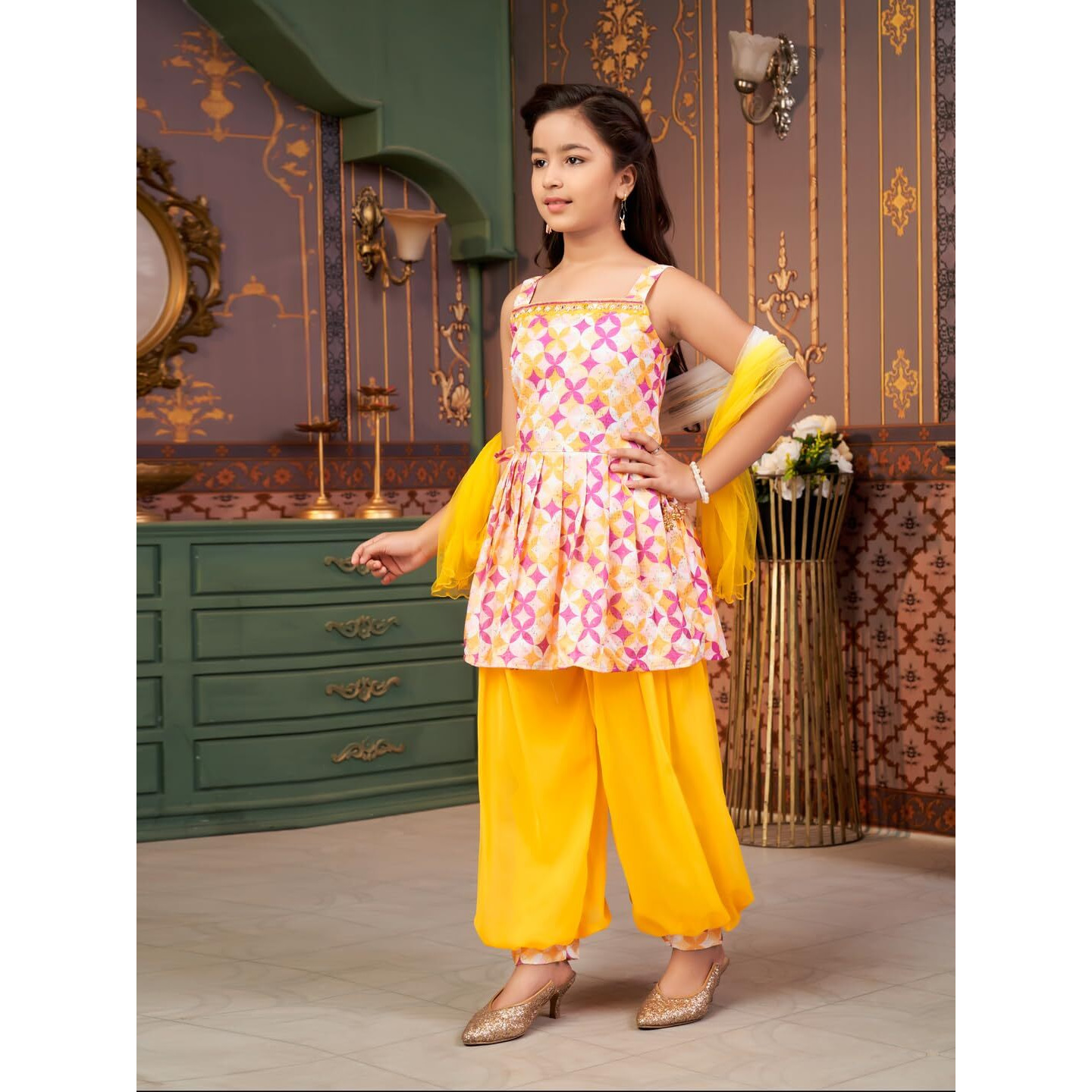 Aarika Girls Ethnic Wear Yellow Colour Beads Embroidery Cotton Blend Kurti Patiala Set With Dupatta-4-9 Years (Pt-Shm-5016)