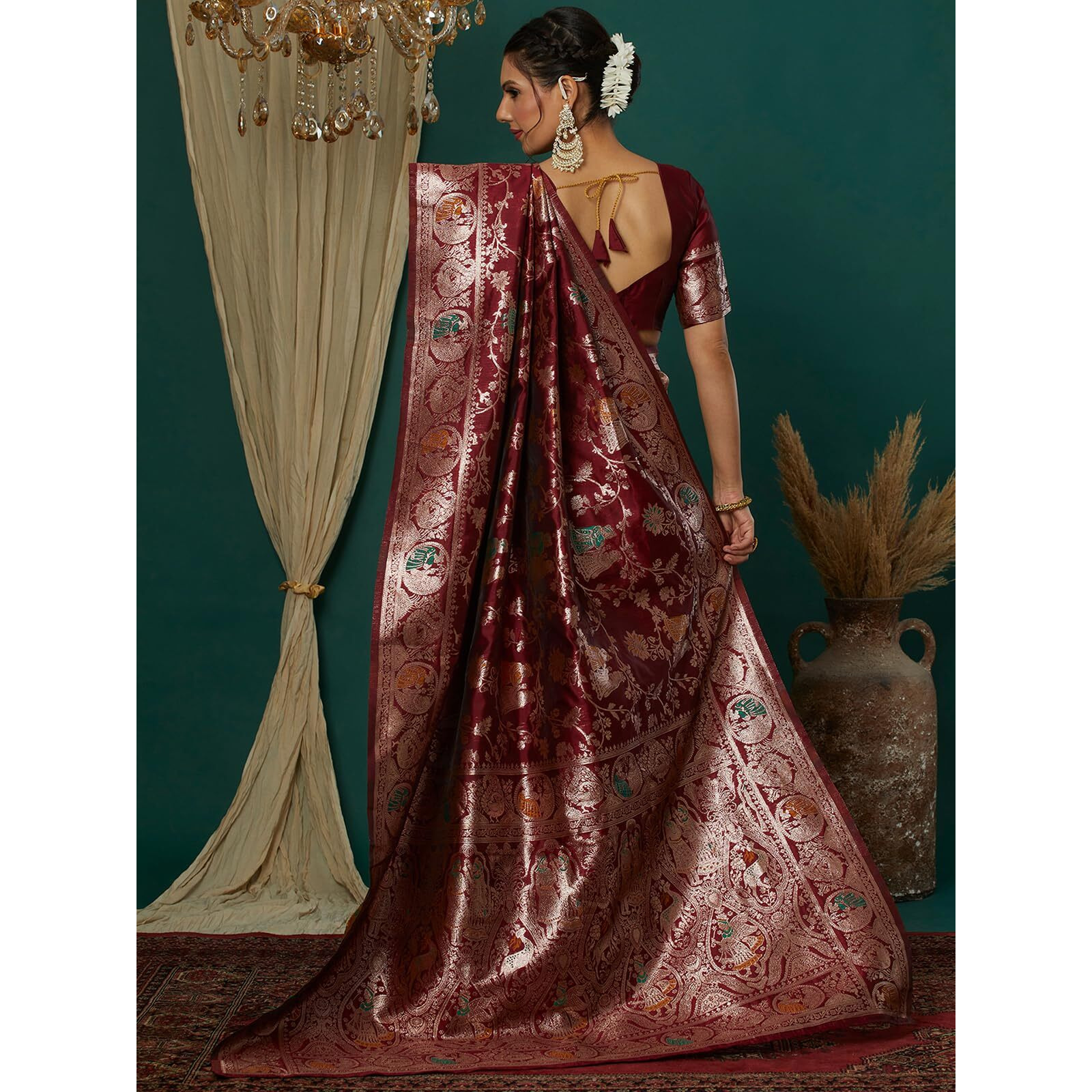 Satrani Women's Silk Blend Weaving Banarasi Saree With Unstitched Blouse Piece (4100S731N_Maroon1)