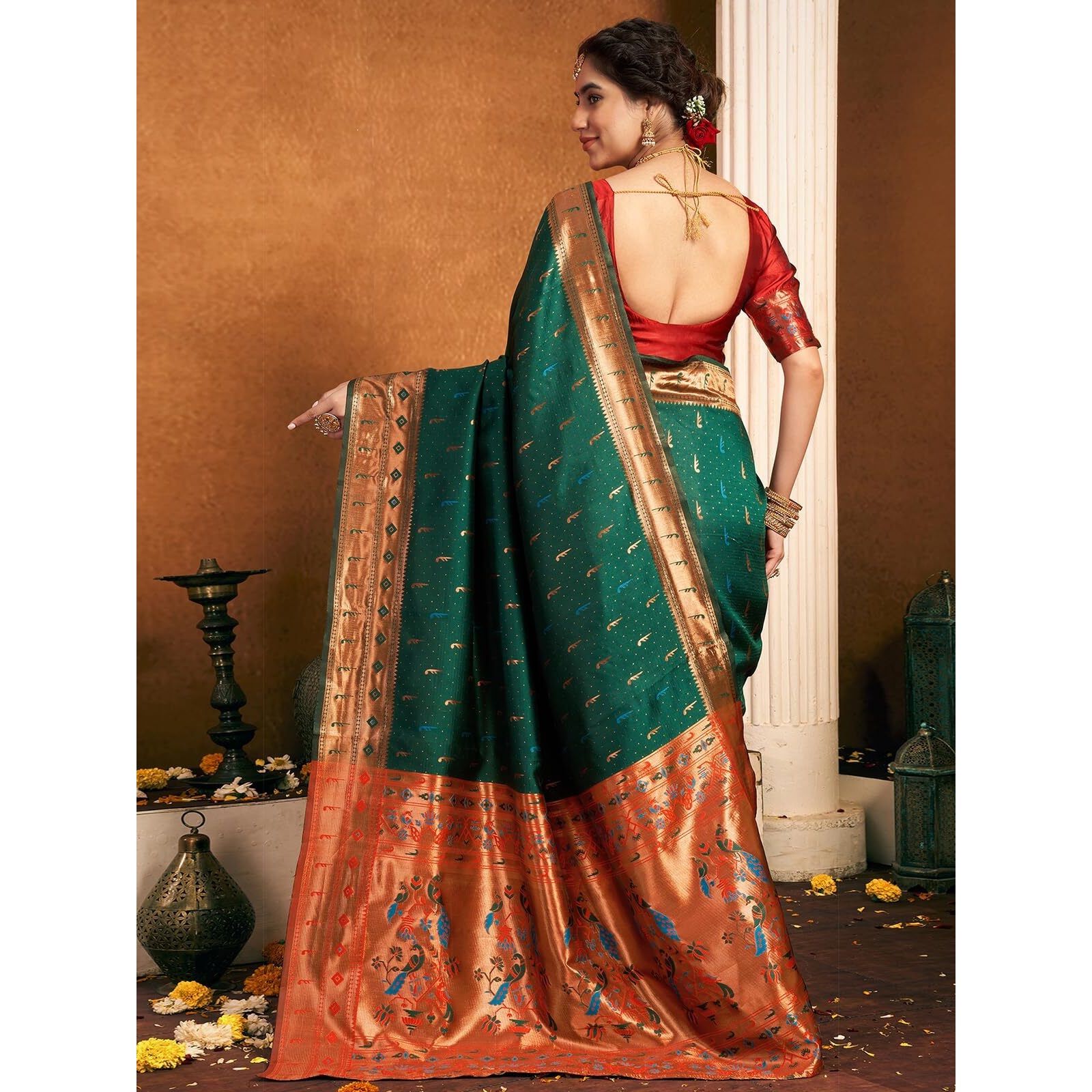 Satrani Women's Silk Paithani Jacquard Weaving Saree With Unstitched Blouse Piece (4046S6296N_Dark Green)