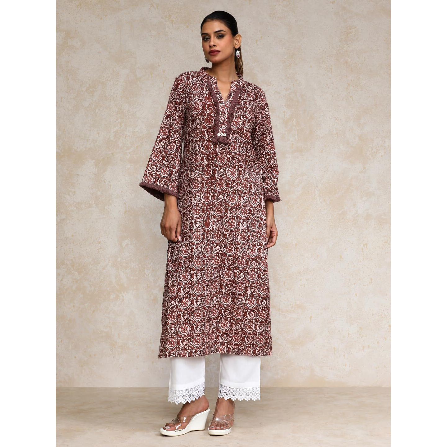 Varanga Women Ethnic Floral Printed Straight Kurta Brown