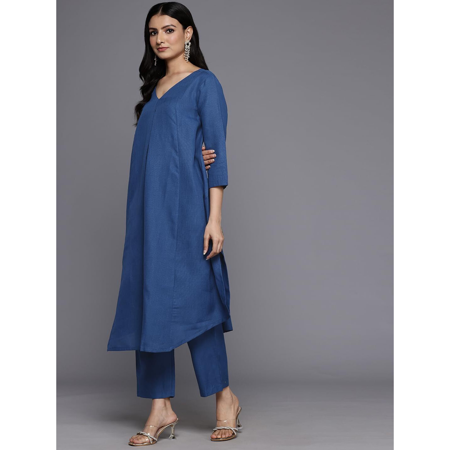 Varanga Women Blue Solid A-Line Kurta Paired With Tonal Bottom