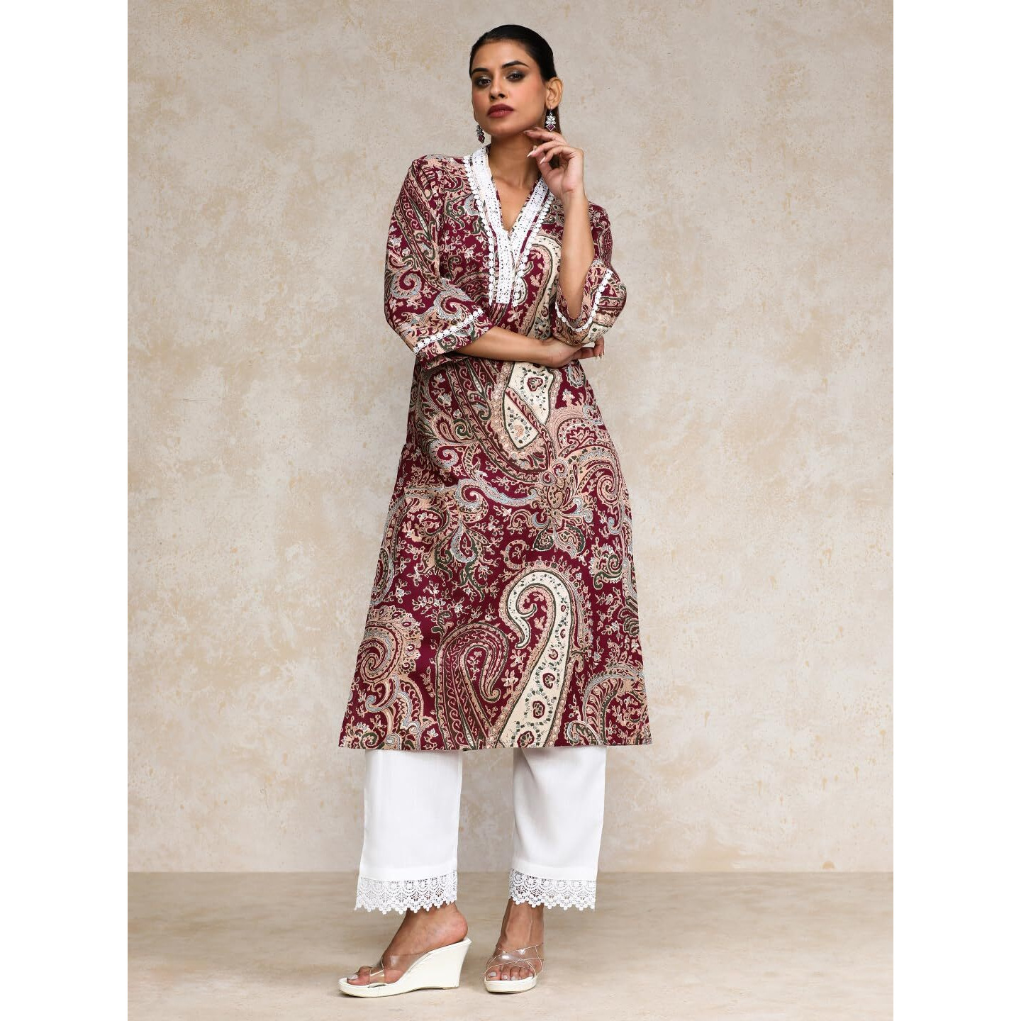 Varanga Women Paisley Printed Three Quarter Sleeve Kurta Brown