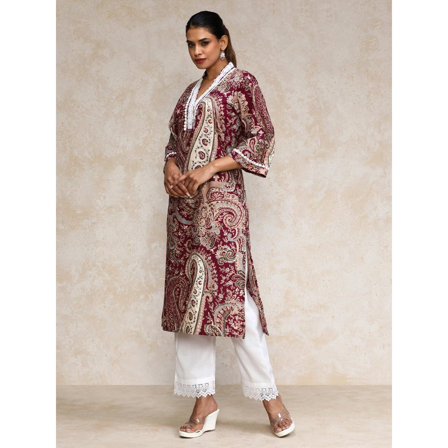 Varanga Women Paisley Printed Three Quarter Sleeve Kurta Brown