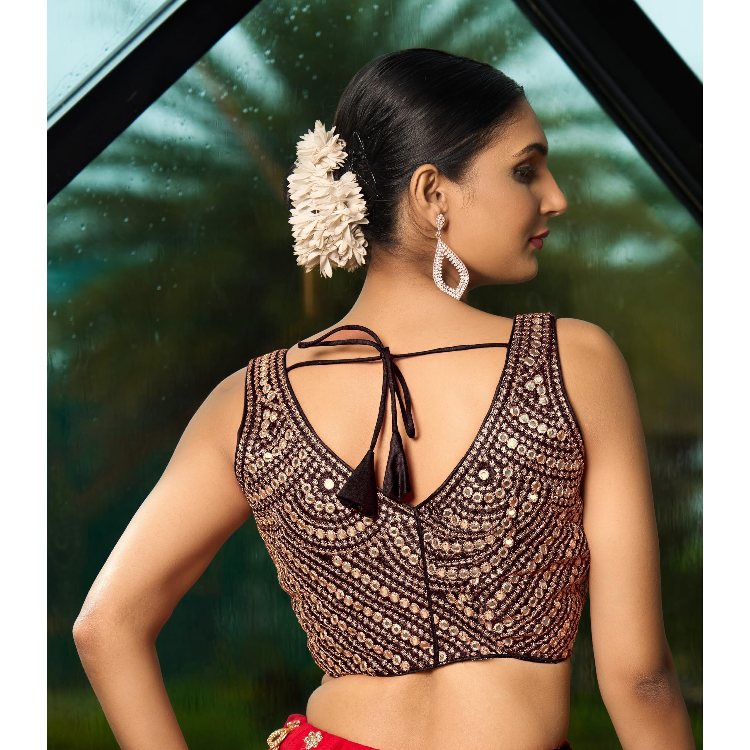Pujia Mills Fancy Women's Foil Mirror And Thread Zari Work Sweetheart Neck Silk Sleeveless Blouse (Pc Bindi Foil Parent) (Rani, 36)