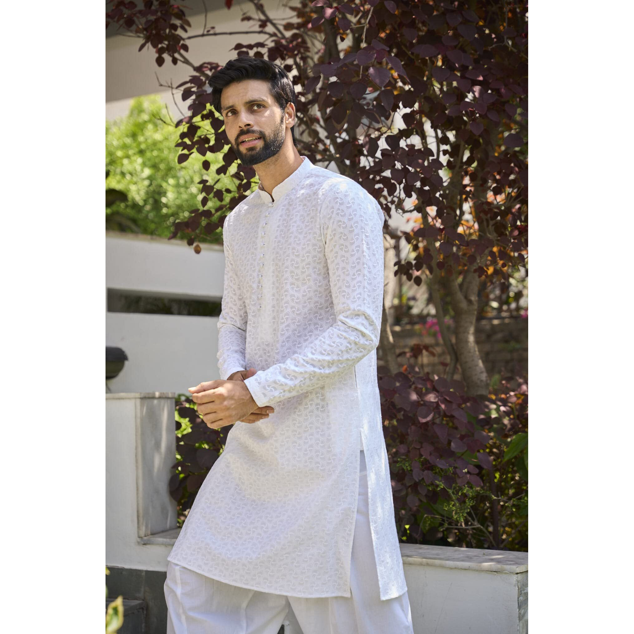 See Designs Men's White Chikankari Embroidered Straight Kurta_Sdmkt1095S
