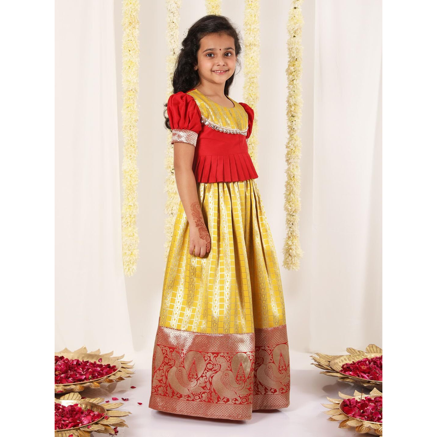 Jbn Creation Silk Blend Girls South Indian Style Pavda Pattu Lehenga (Jbnglc051Md_34L_Red And Yellow_12 Years-13 Years)
