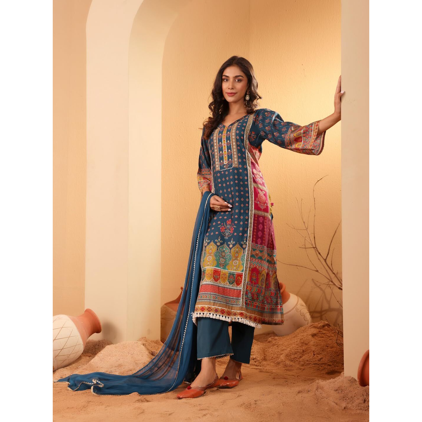 Varanga Women Teal Blue Ethnic Printed Straight Kurta With Trouser  Stylish And Comfortable Ethnic Set