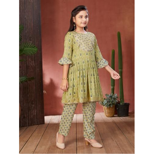 Aarika Girls Ethnic Wear Green Colour Leaf Pattern With Gota Lace Rayon Kurti Pant Set (4-15 Years)