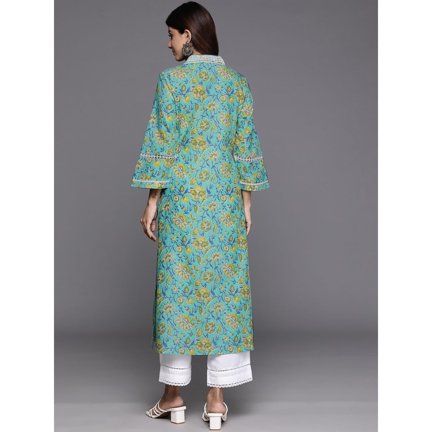 Varanga Women Sea Green Floral Printed V-Neck Straight Kurta  Elegant & Comfortable For Casual Wear (Medium)