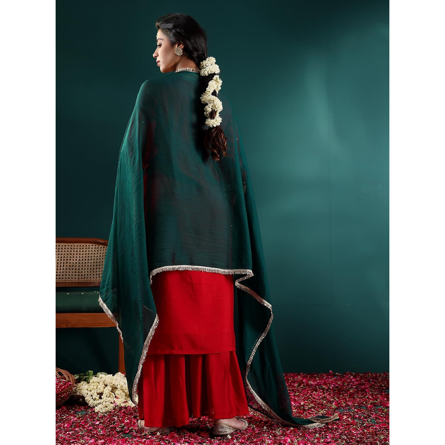 Varanga Womens Red Silk Blend Kurta Set With Silver Embroidery And Dark Green Dupatta (Small)