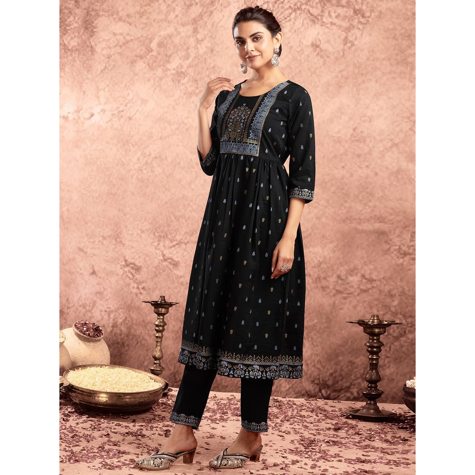 Sanisa Women's Chinnon Pigment & Foil Printed Anarkali Kurta With Pant And Dupatta Set (66Kbd756N-Xl_Black)