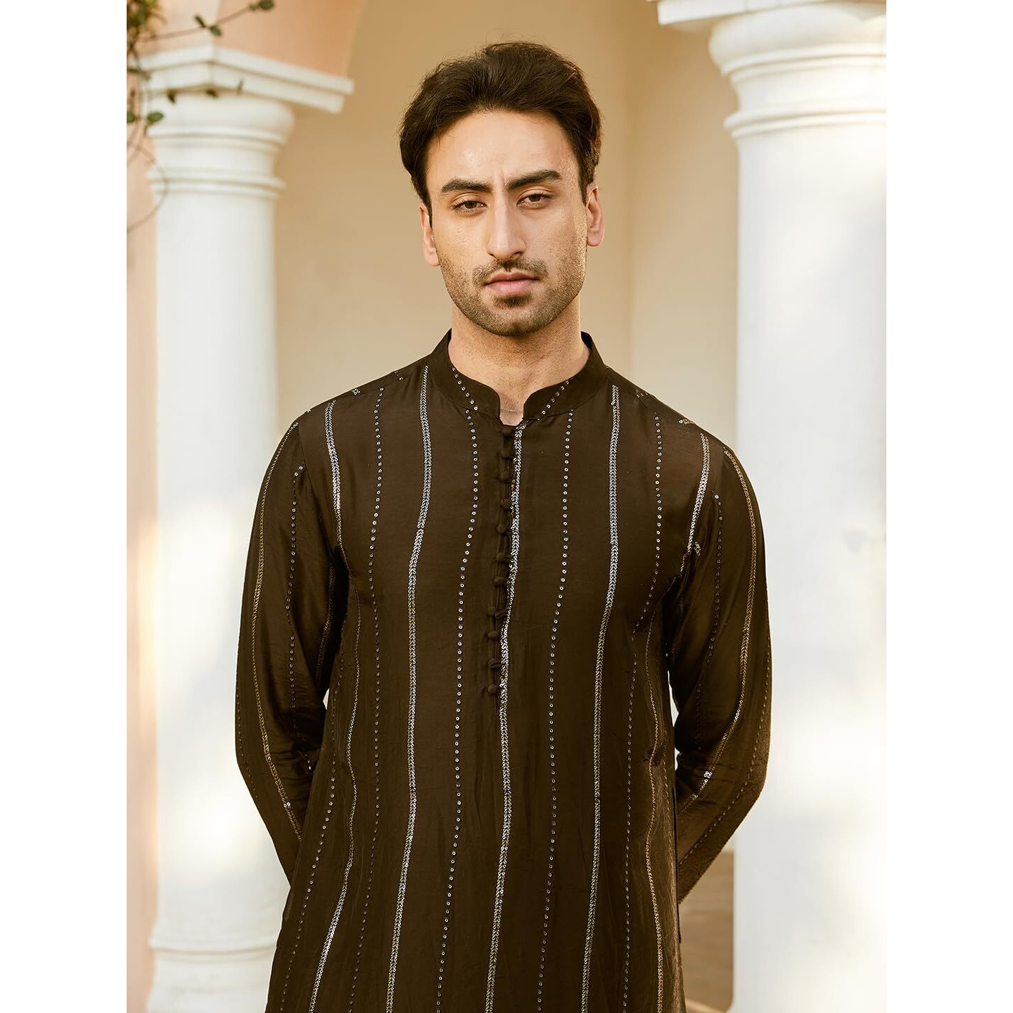 See Designs Men Full Sleeve Black And Gold Chanderi Silk Sequins Mandarin Collar Side Slit Kurta - Sd2Kt_2435Xxl