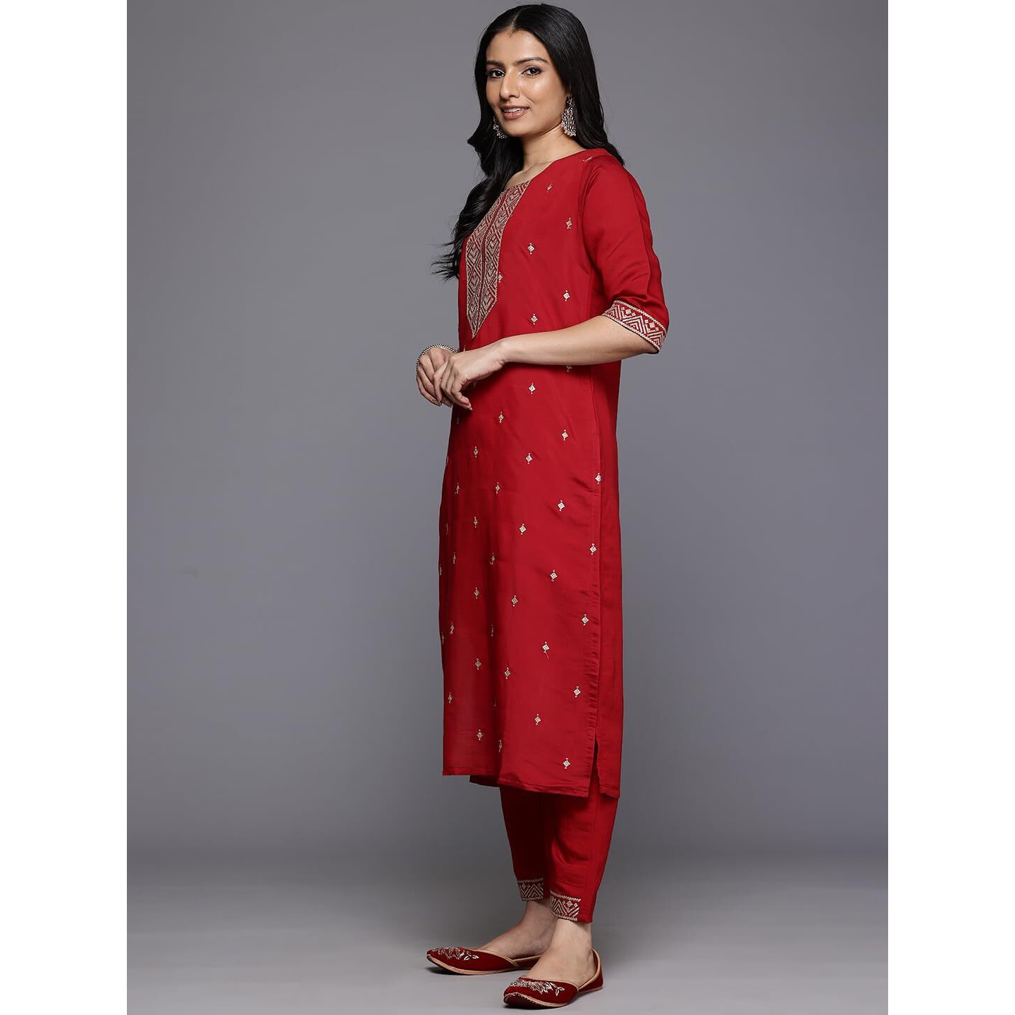 Varanga Women Maroon Round Neck Zari Embroidered Kurta Paired With Bottom & Dupatta