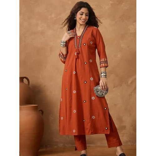 Varanga Thread Embroidered Panelled Kurta Paired With A Pair Solid Trousers Rust