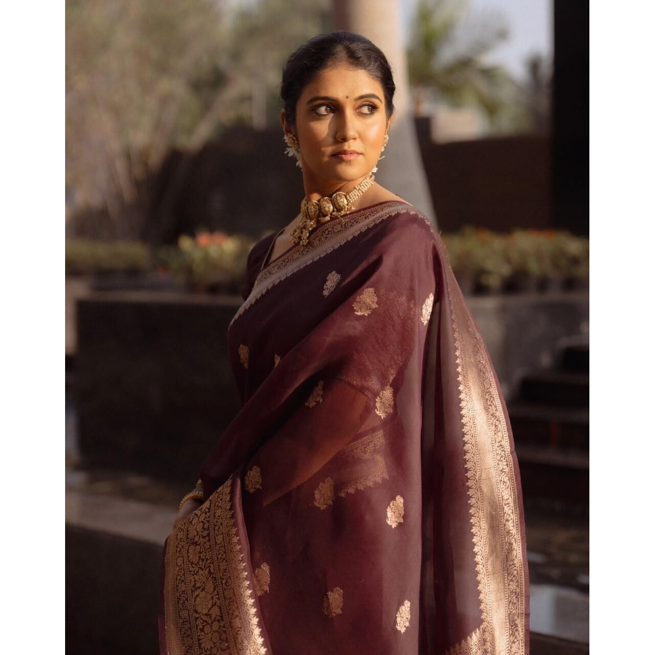 Flosive Women's Beautiful Soft Silk Saree With Zari Weaving With Blouse Piece (Coffee)