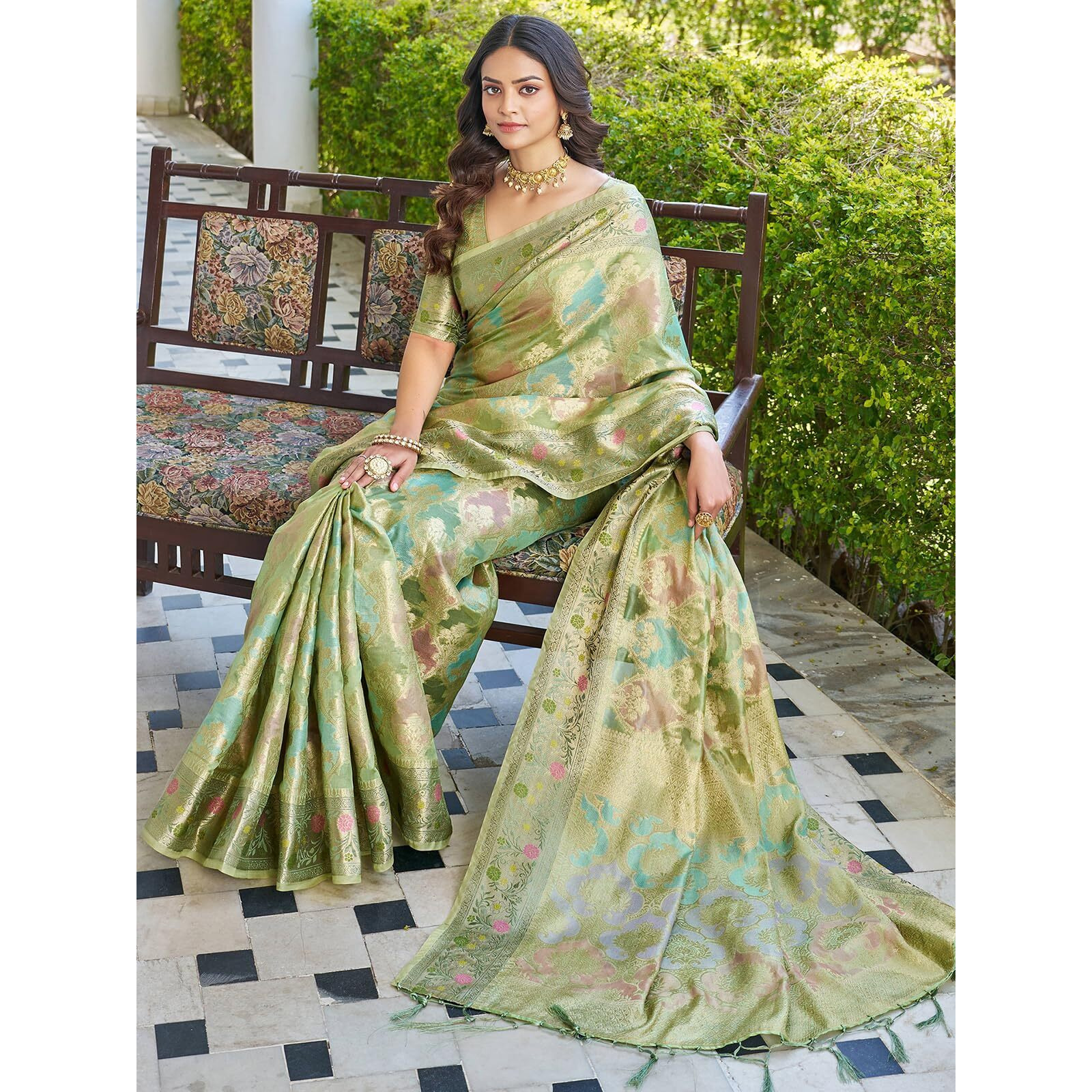 Satrani Women's Silk Weaving Saree With Unstitched Blouse Piece (4241S6683N_Pista Green & Multi)