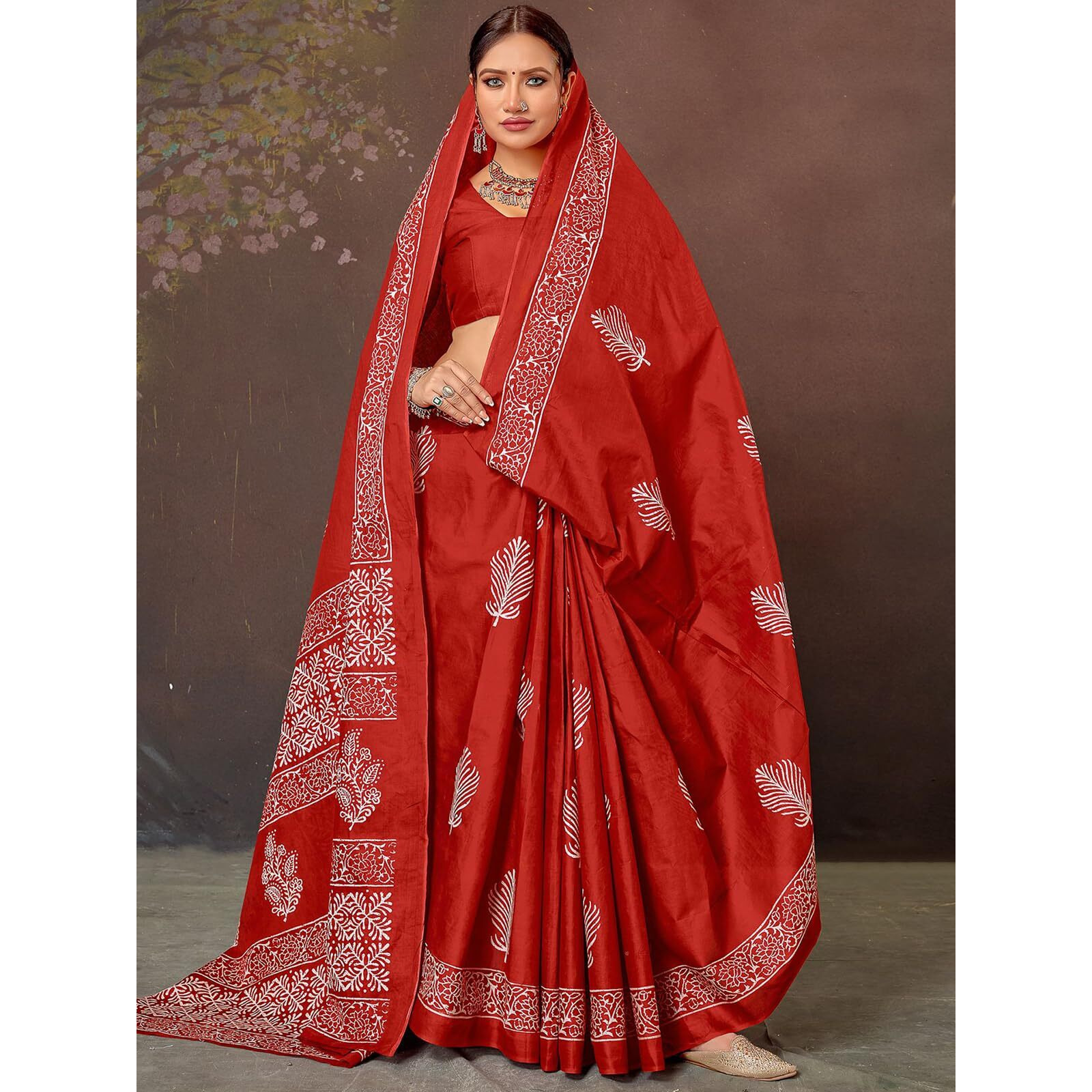 Satrani Women's Pure Cotton Printed Saree With Unstitched Blouse Piece (4219S135N_Red & White)