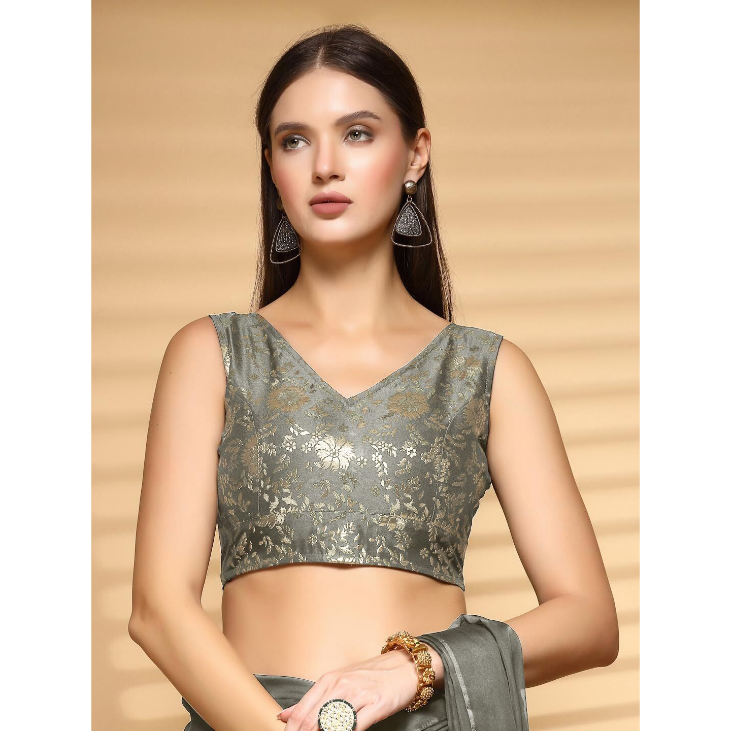 Oomph Readymade Blouse For Women, Brocade, Sleeveless, V-Neck, Rbbl710