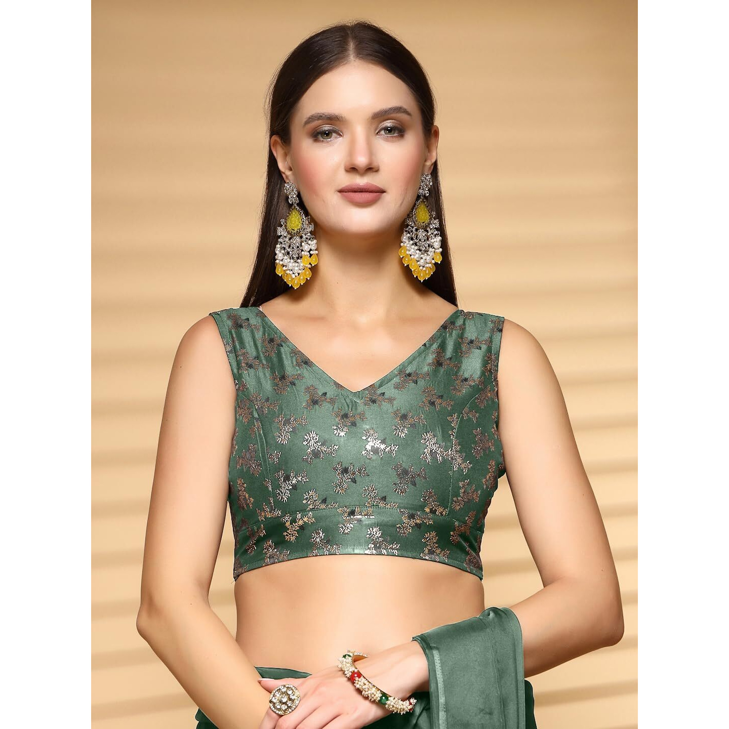 Oomph Readymade Blouse For Women, Brocade, Sleeveless, V-Neck, Rbbl656