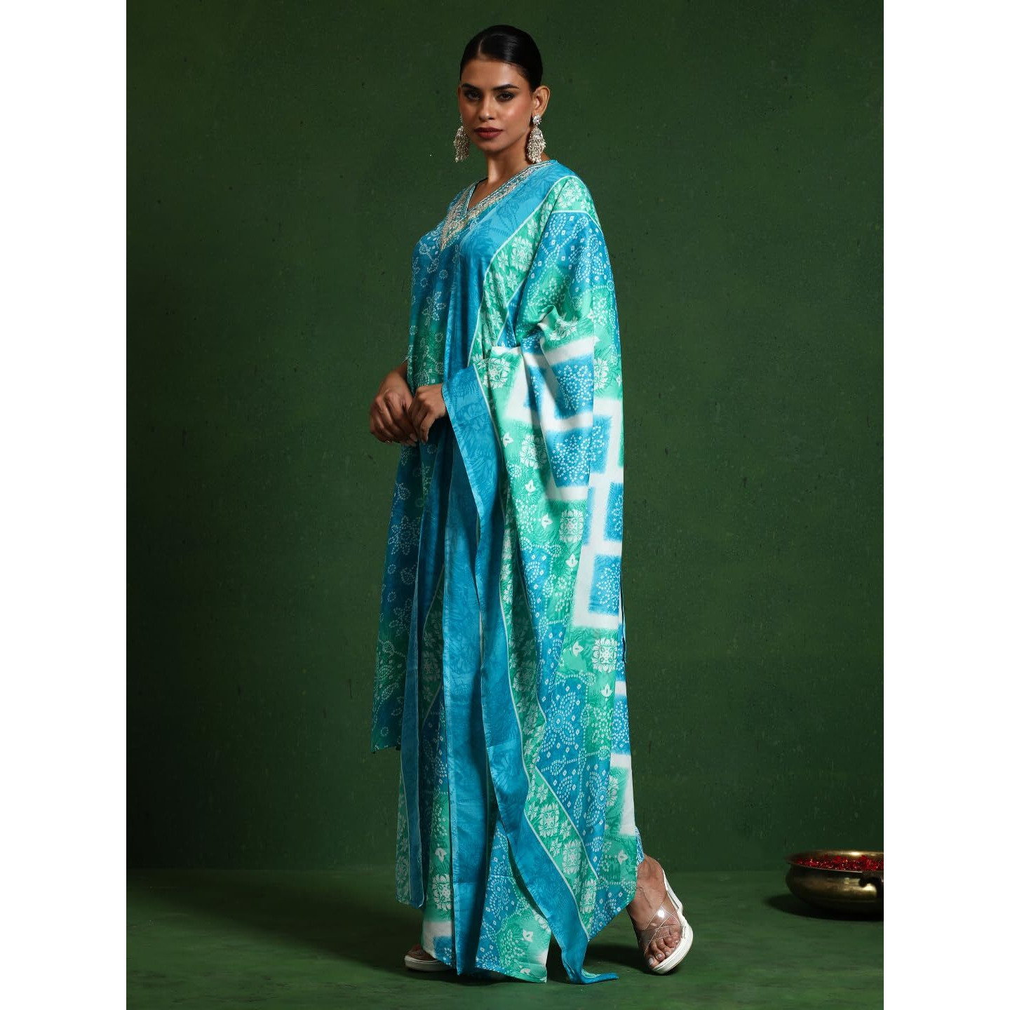 Varanga Women Floral Printed V Neck Kurta With Trouser & Dupatta Blue