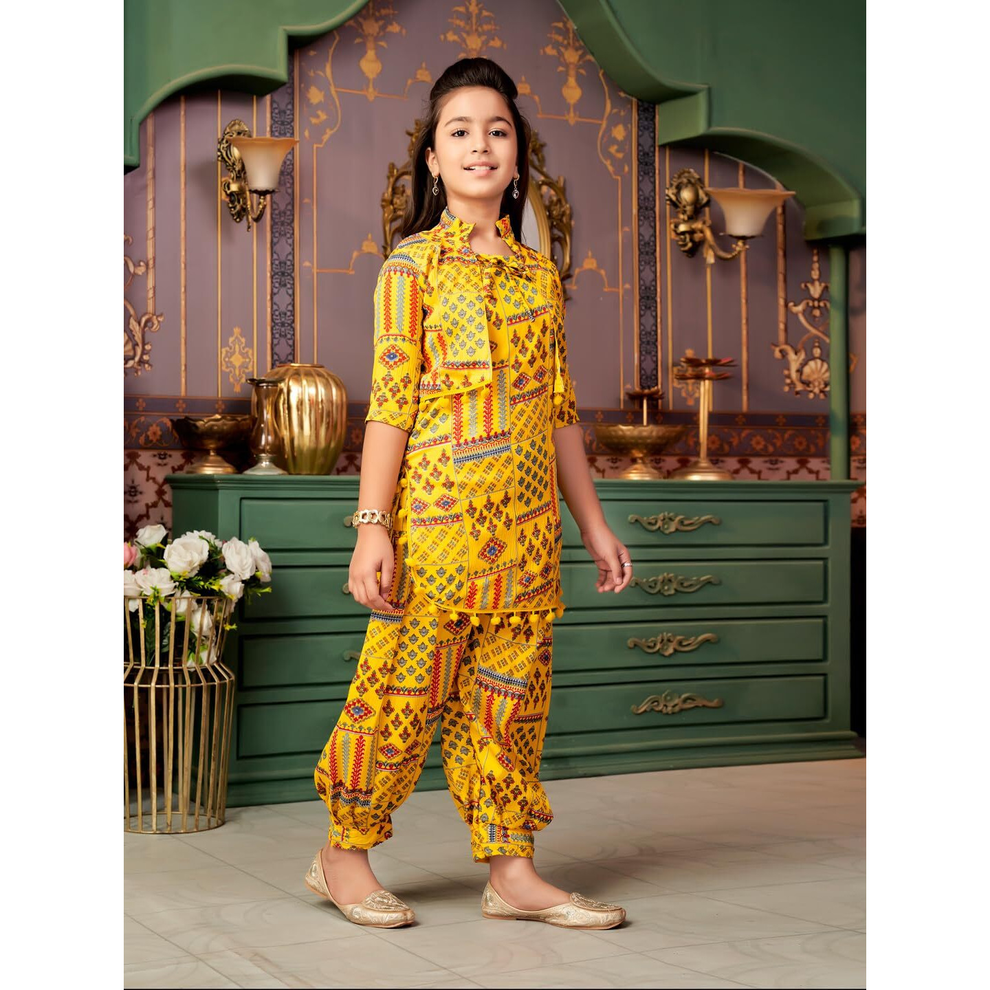 Aarika Girls Ethnic Wear Yellow Colour Abstract Print Polycrepe Kurti Patiala Set-3-13 Years (Pt-Shm-5013)