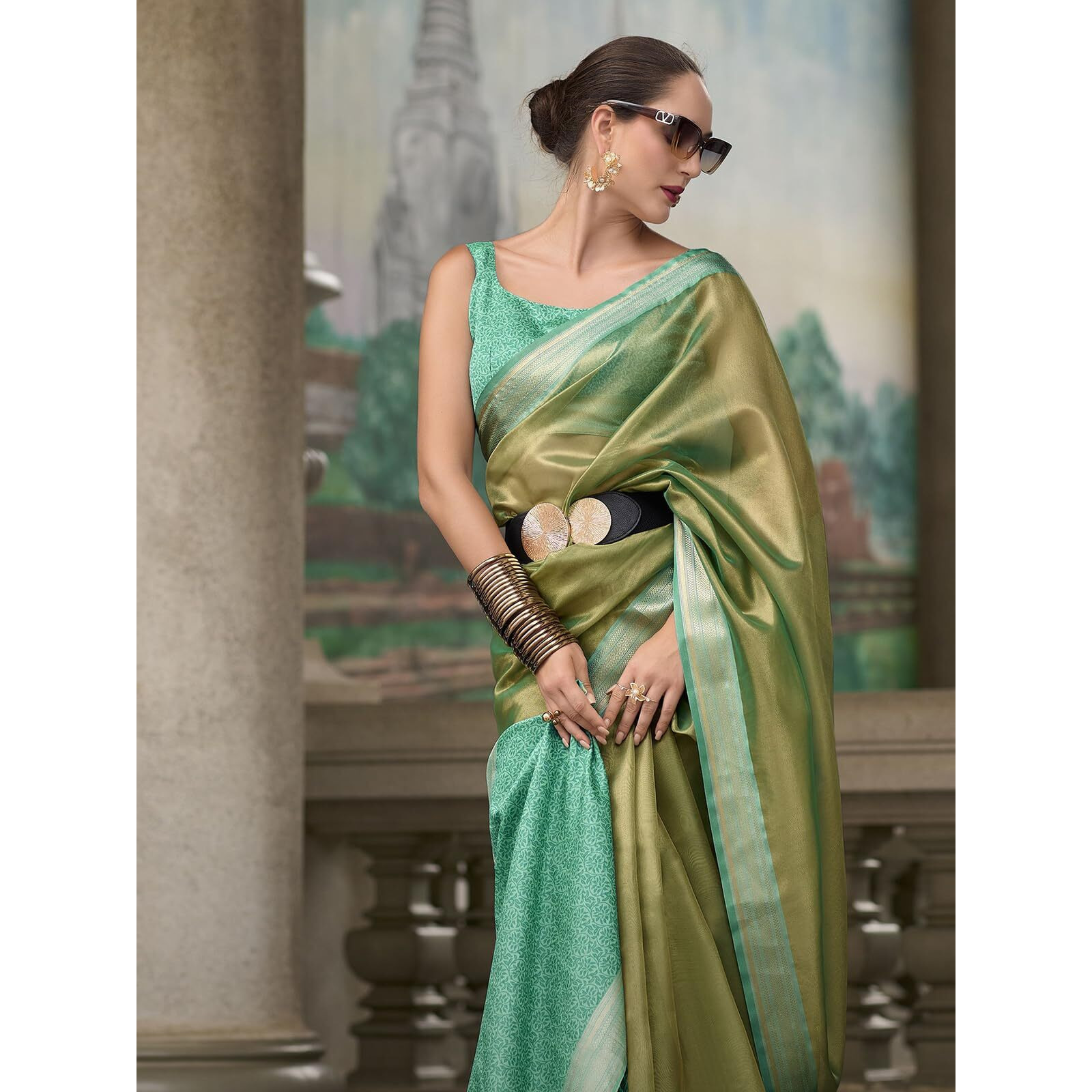 Satrani Women's Jacquard & Tassels (Dual Tone) Silk Blend Saree (3983S1767N_Teal Green & Golden)
