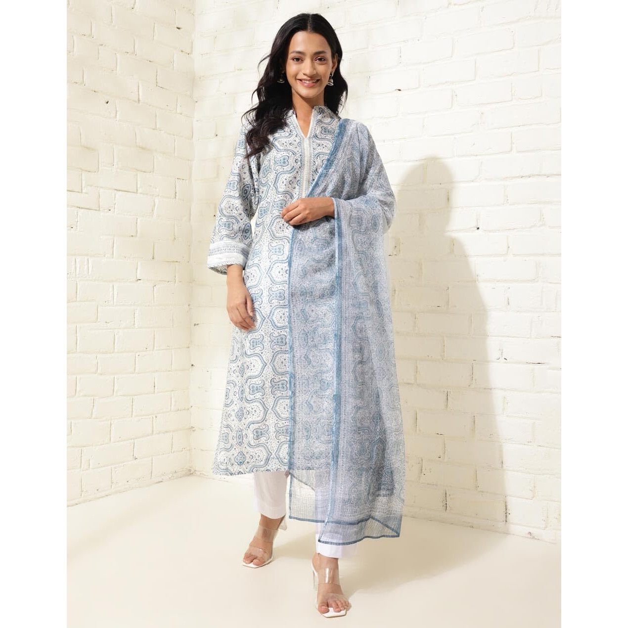 Fabindia Women's Cotton Silk Printed Regular Kurta (2124220White- White-Blue