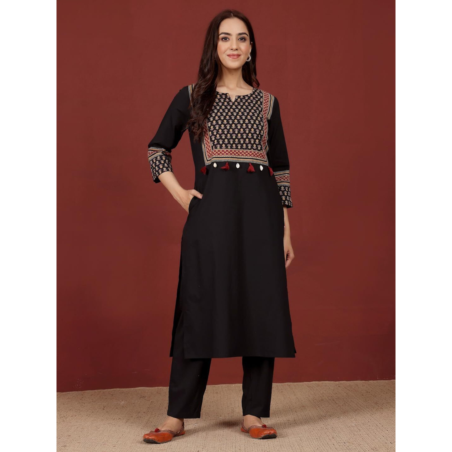 Varanga Women Jaipuri Ethnic Printed Yoke Straight Kurta Black