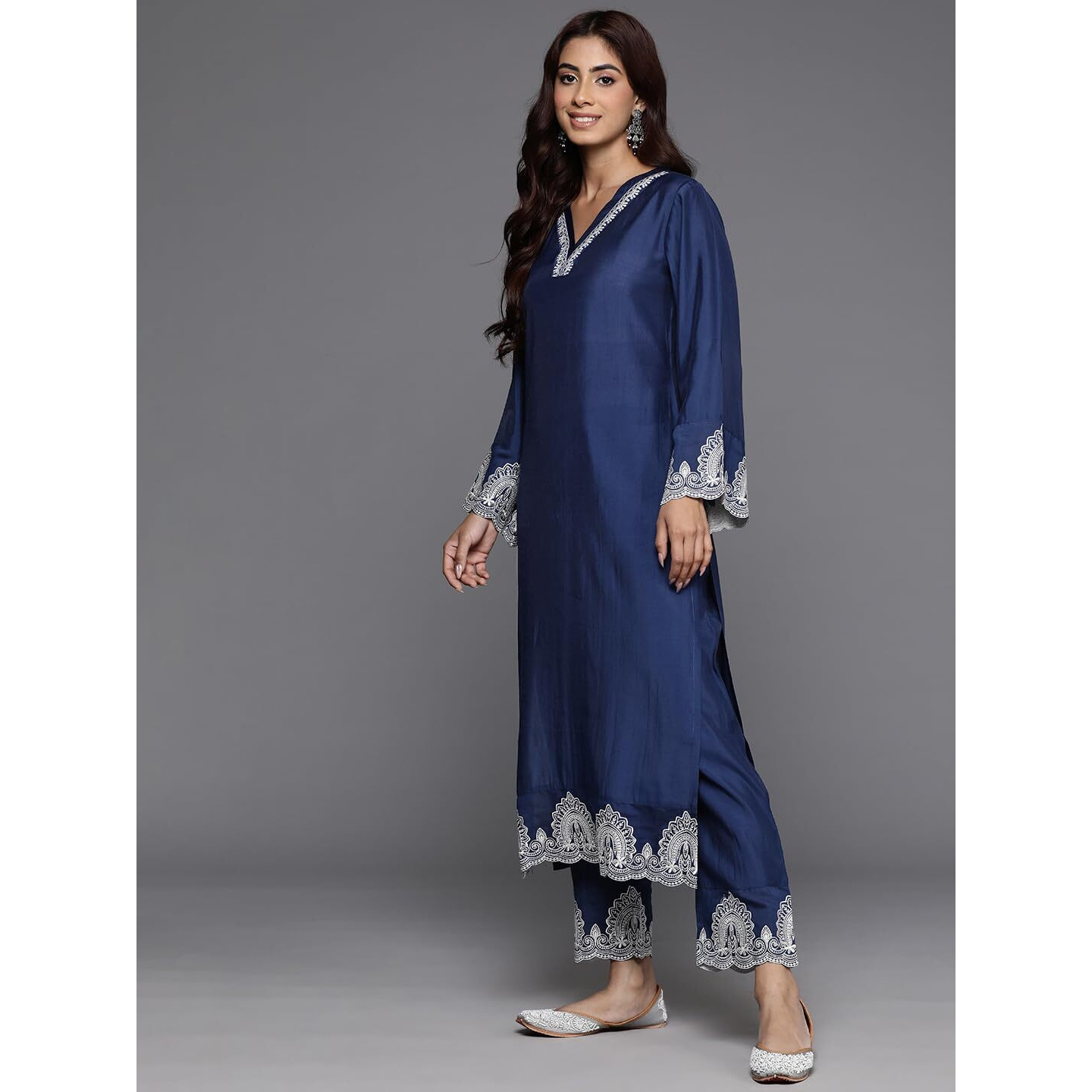 Varanga Women Blue Embroidered Straight Kurta With Bottom And Dupatta