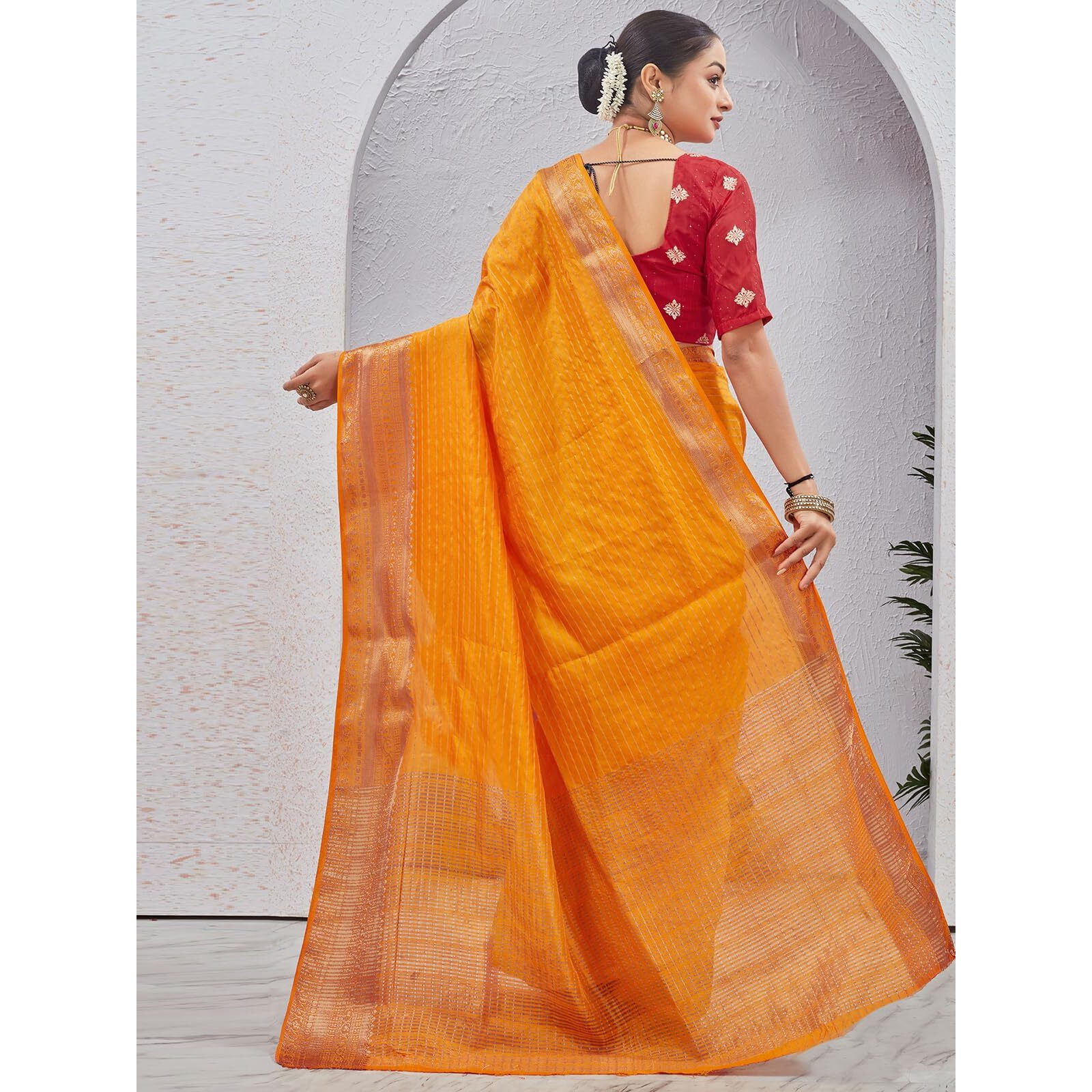 Satrani Women's Kanjivaram Silk Weaving Saree With Unstitched Blouse Piece (4247S611N_Turmeric Yellow)