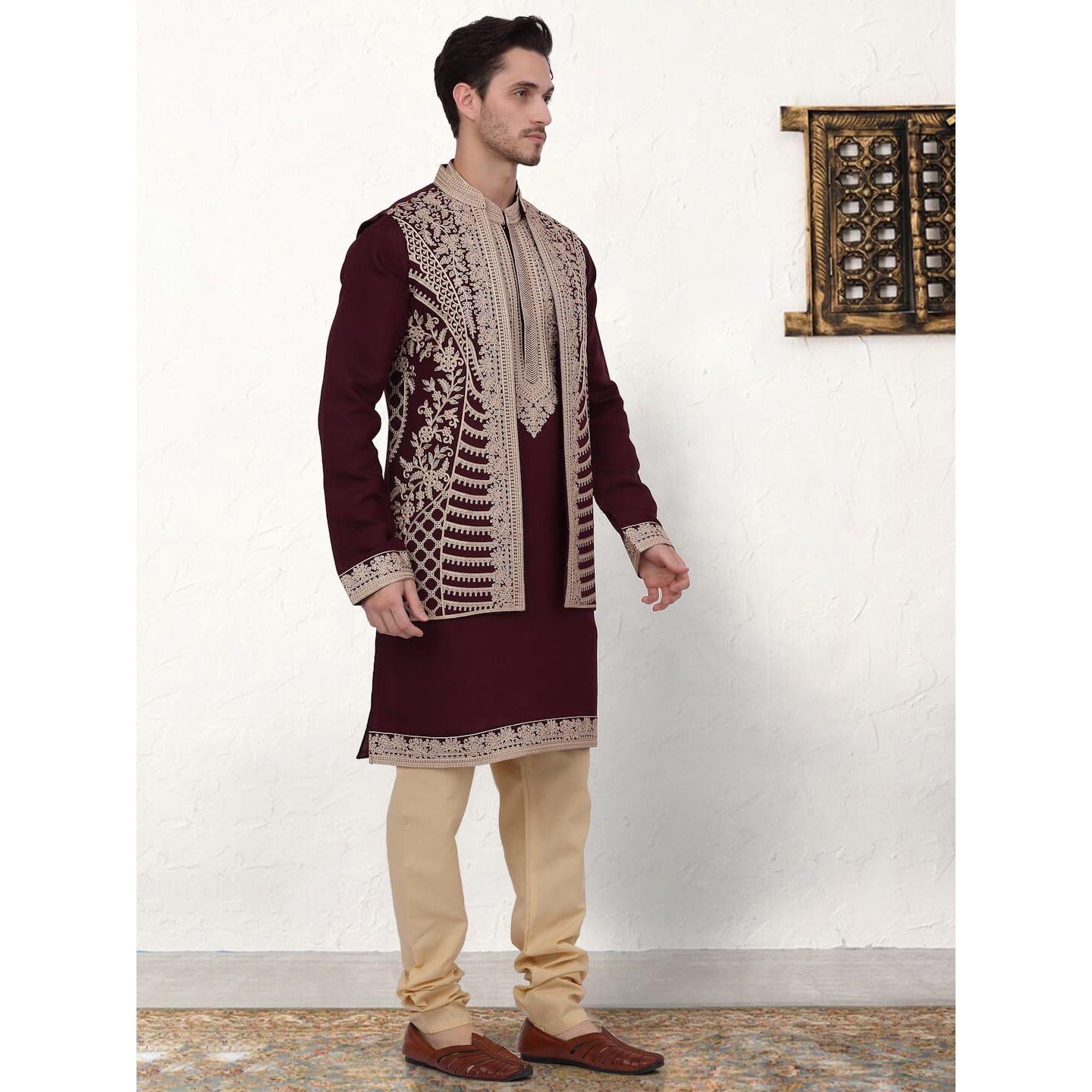 Jompers Men's Maroon Embroidered Waistcoat And Kurta Pyjama. (Maroon, Xxl)