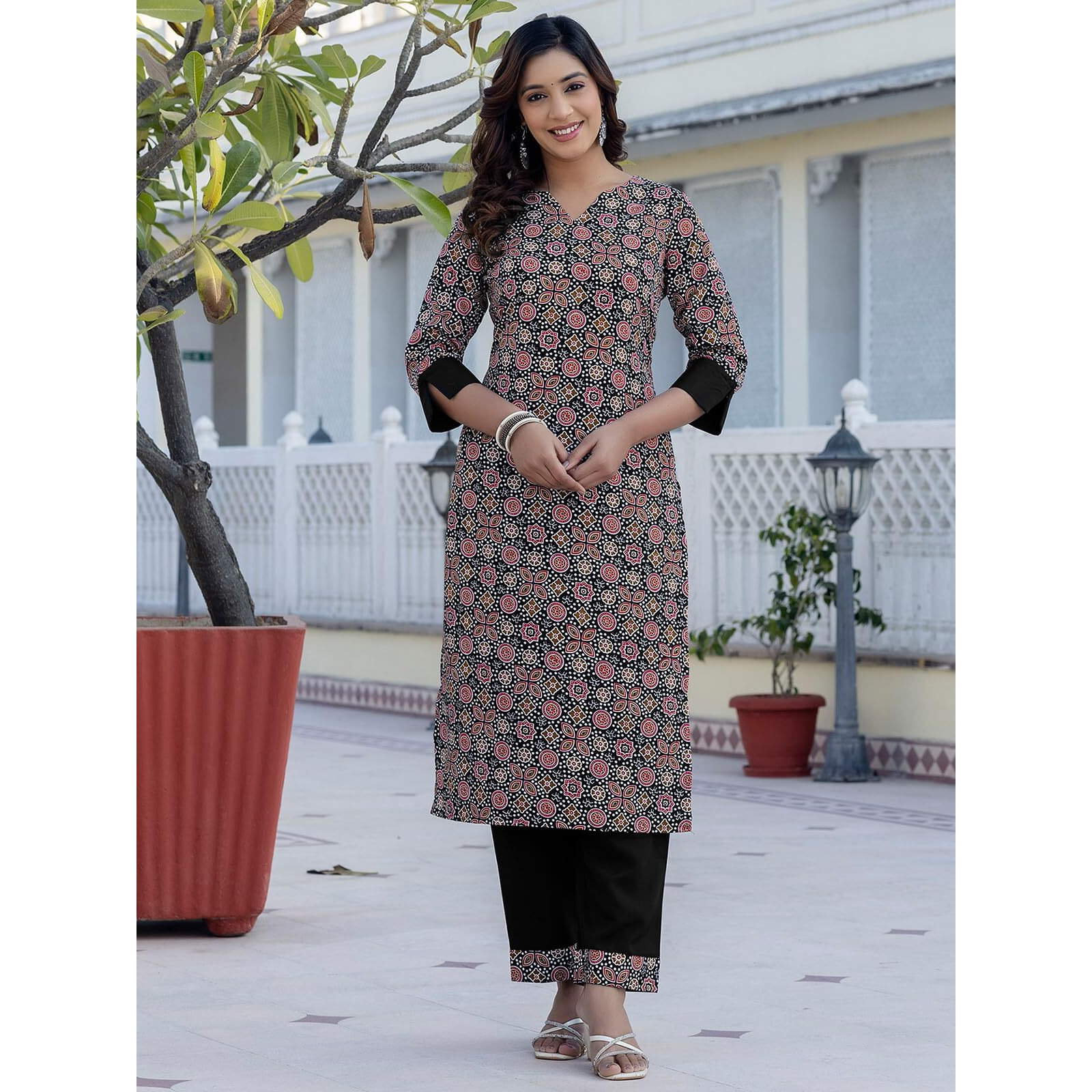 Sanisa Womens Crepe Printed Straight Kurta With Pant And Dupatta Set (230Kbd2433N-M_Black & Multi1)