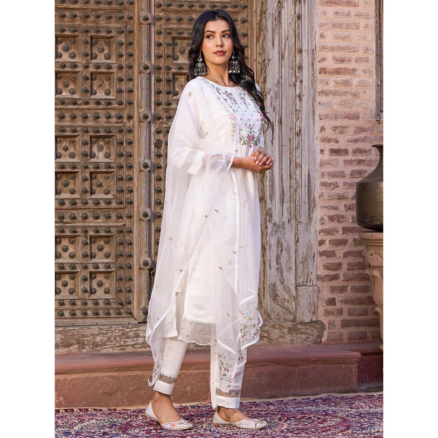 Shiv Textiles Womens Chanderi Silk Embroidered Kurta Pant Dupatta Set(Jda-Vidya-Offwhite-L)